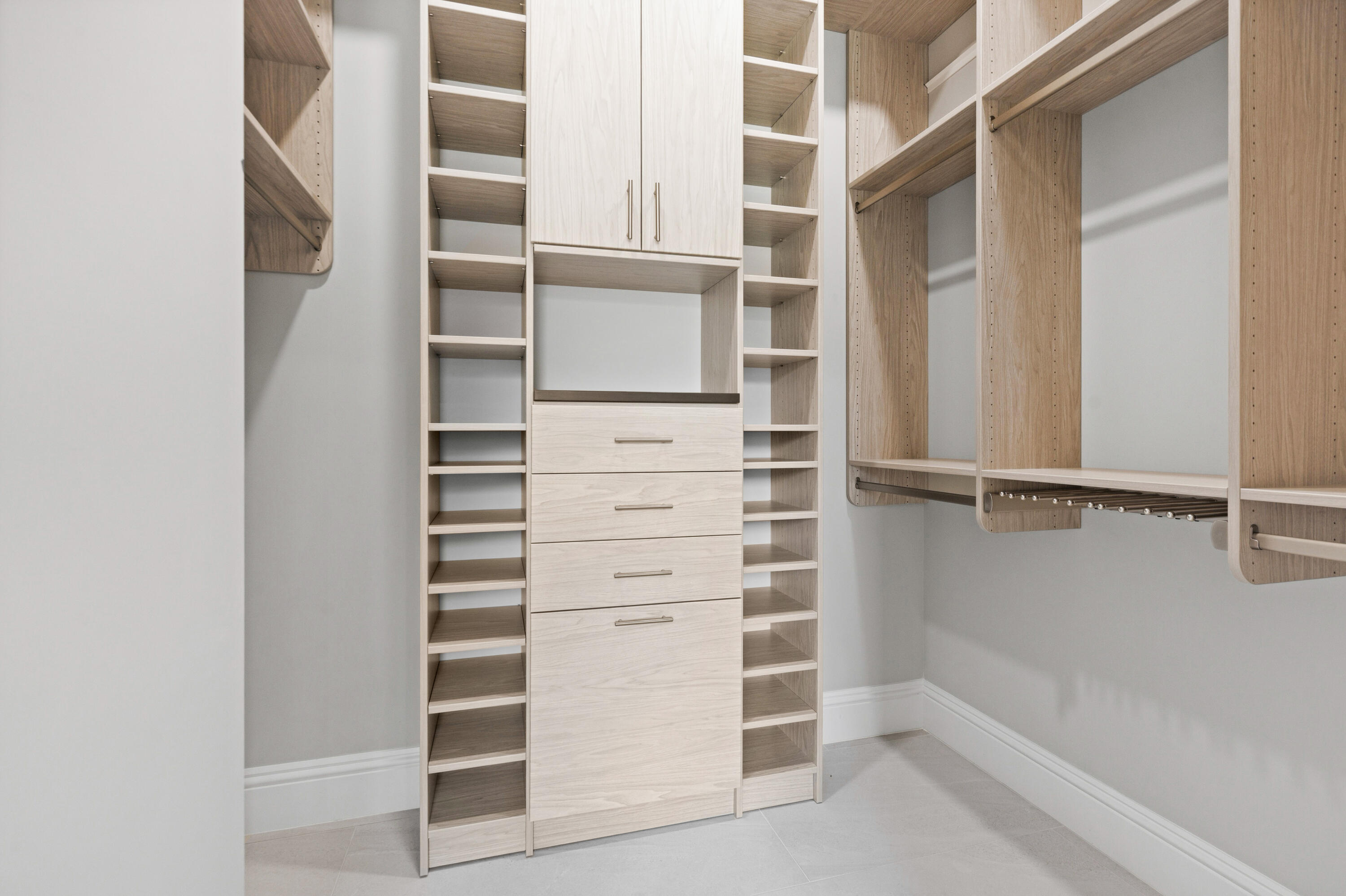 SEAGLASS P. D. - Residential