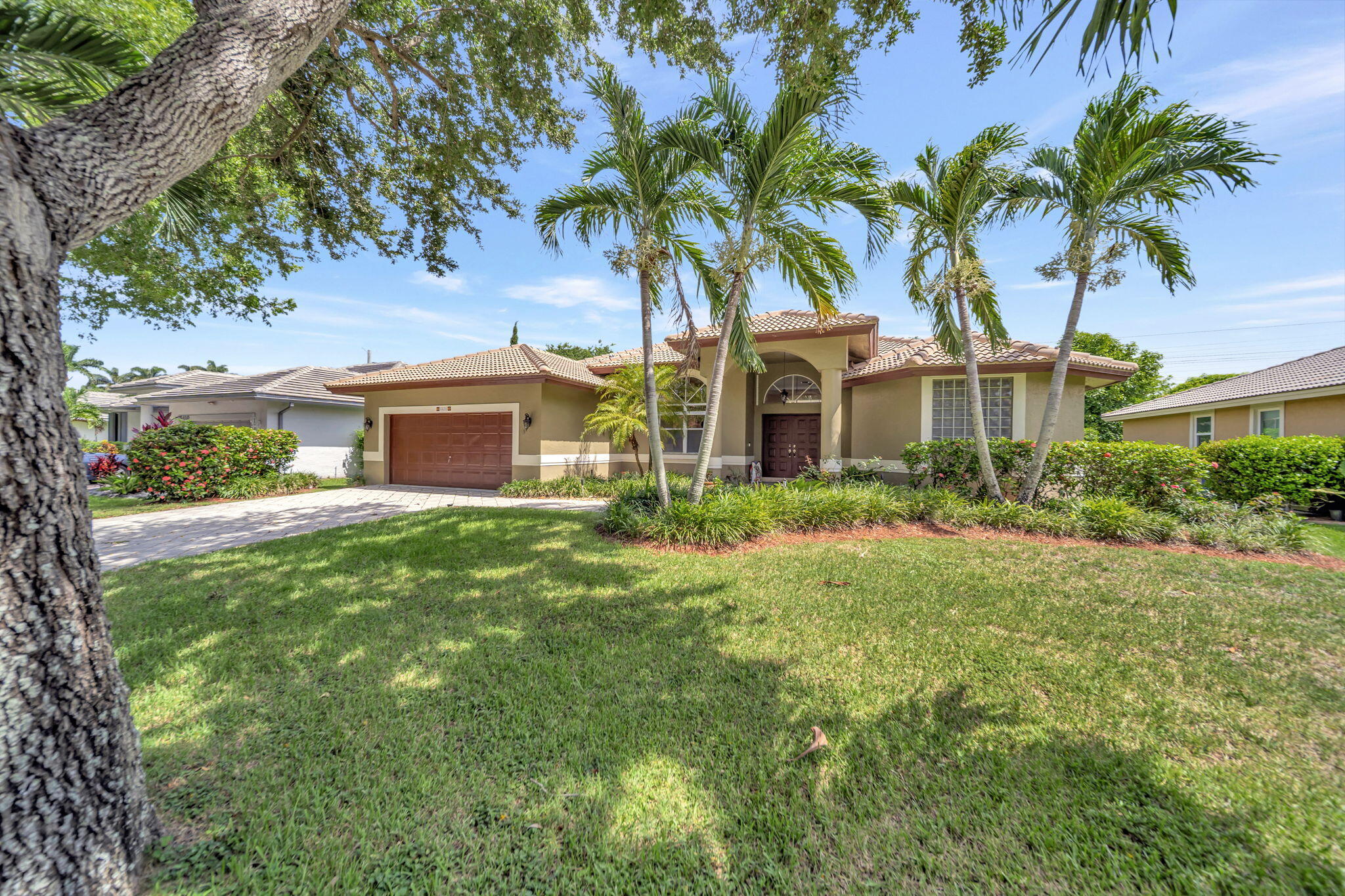 ESTATES AT TURTLE RUN - Residential