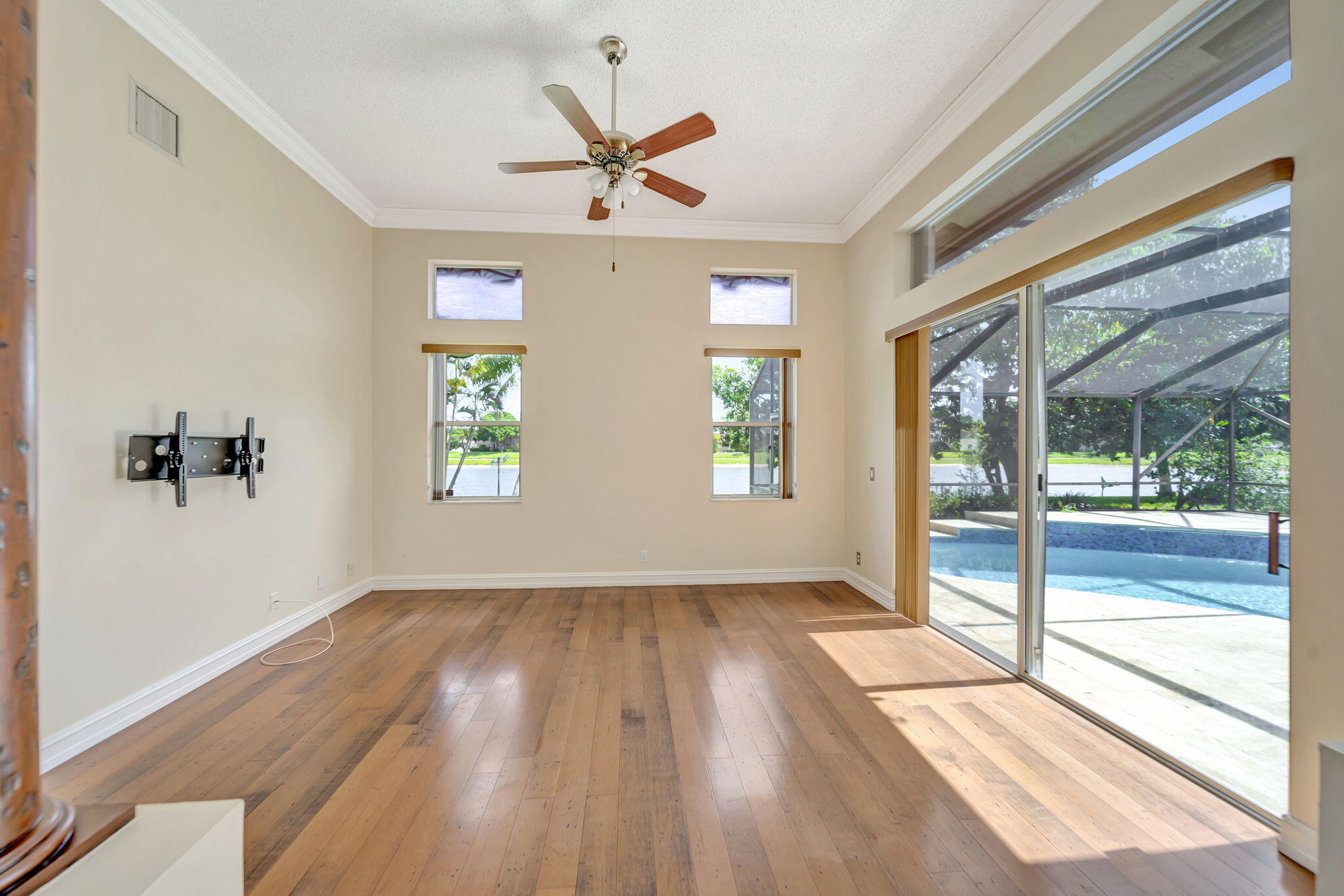 ESTATES AT TURTLE RUN - Residential