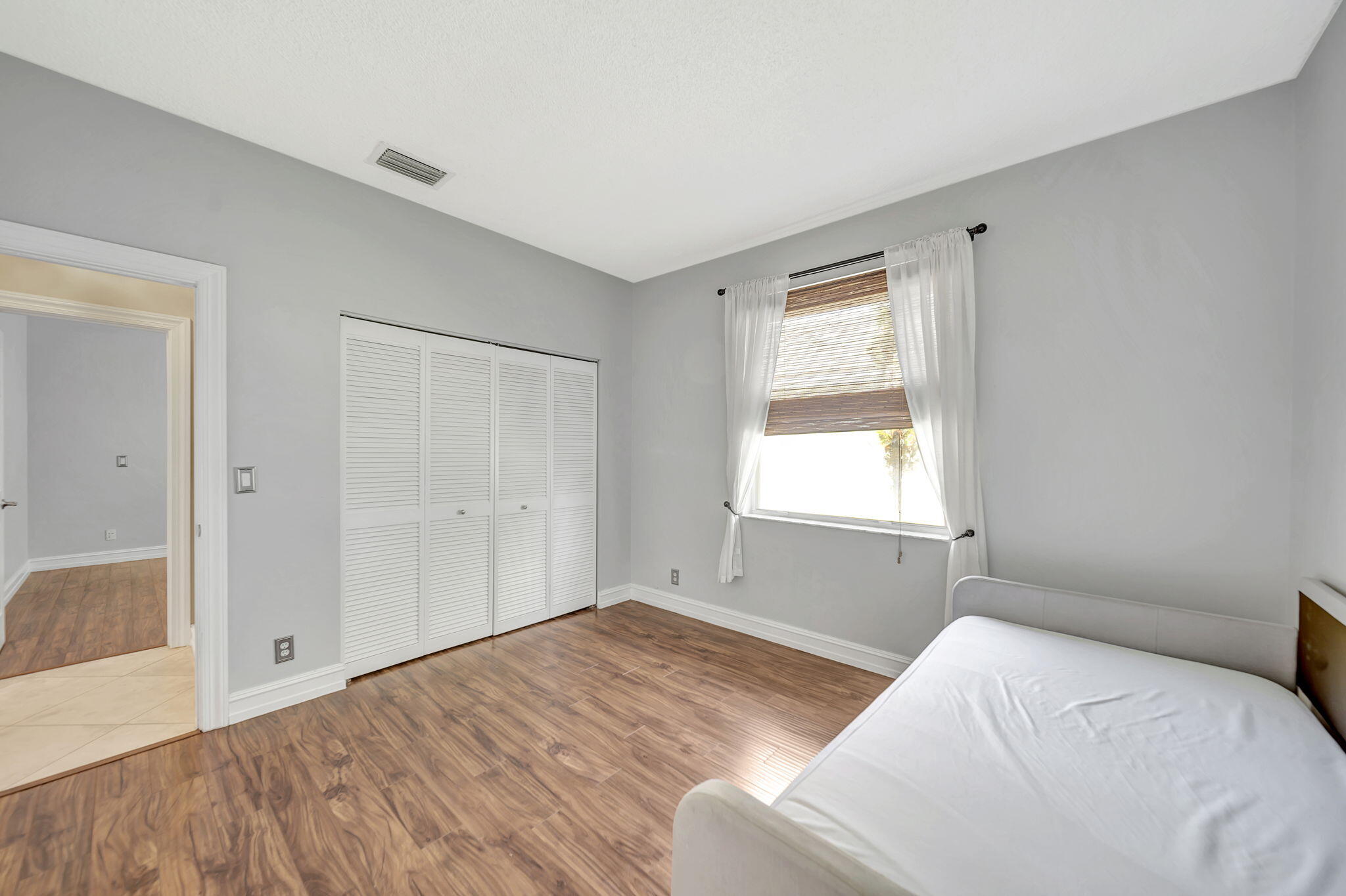 ESTATES AT TURTLE RUN - Residential