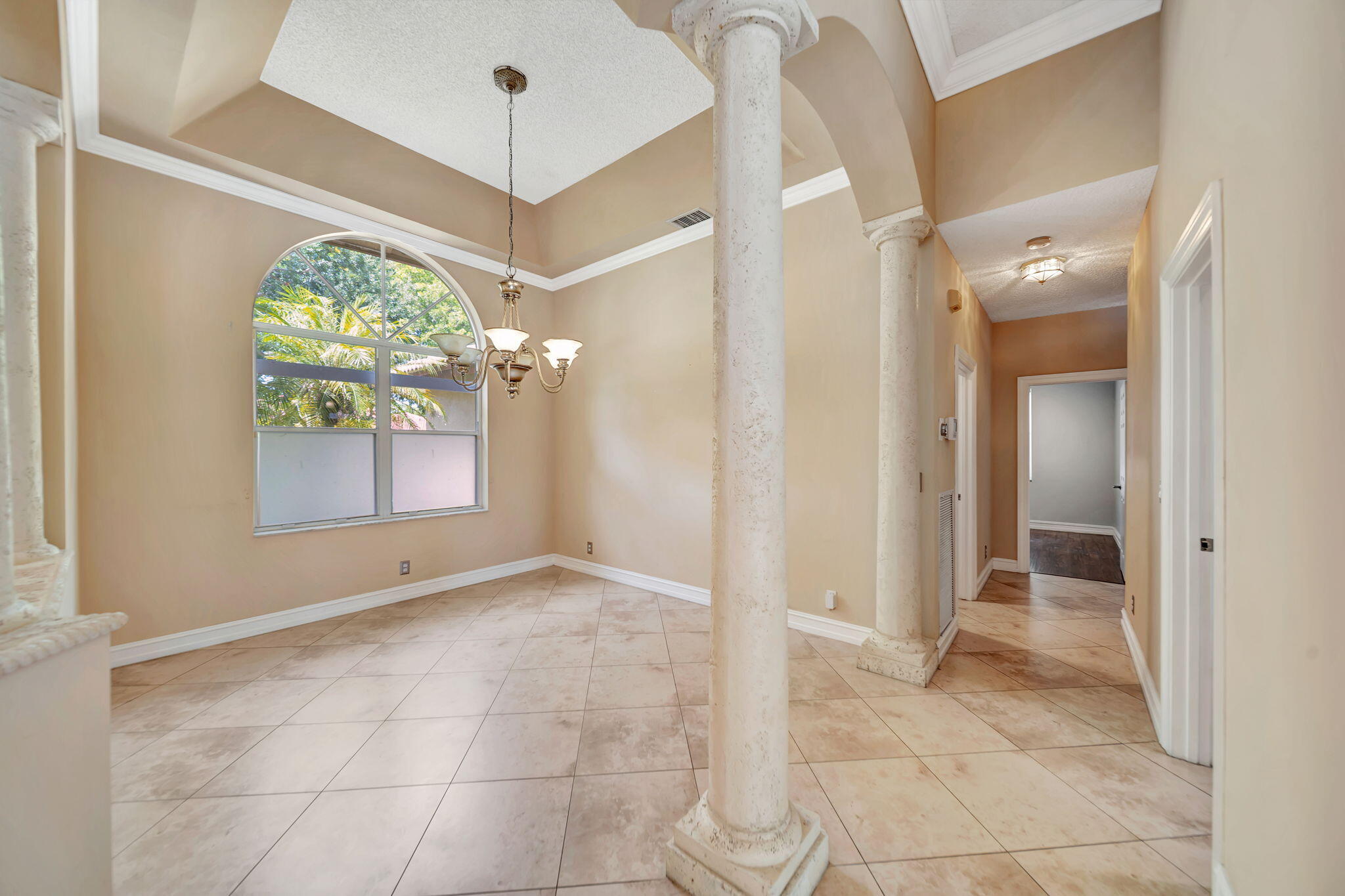ESTATES AT TURTLE RUN - Residential