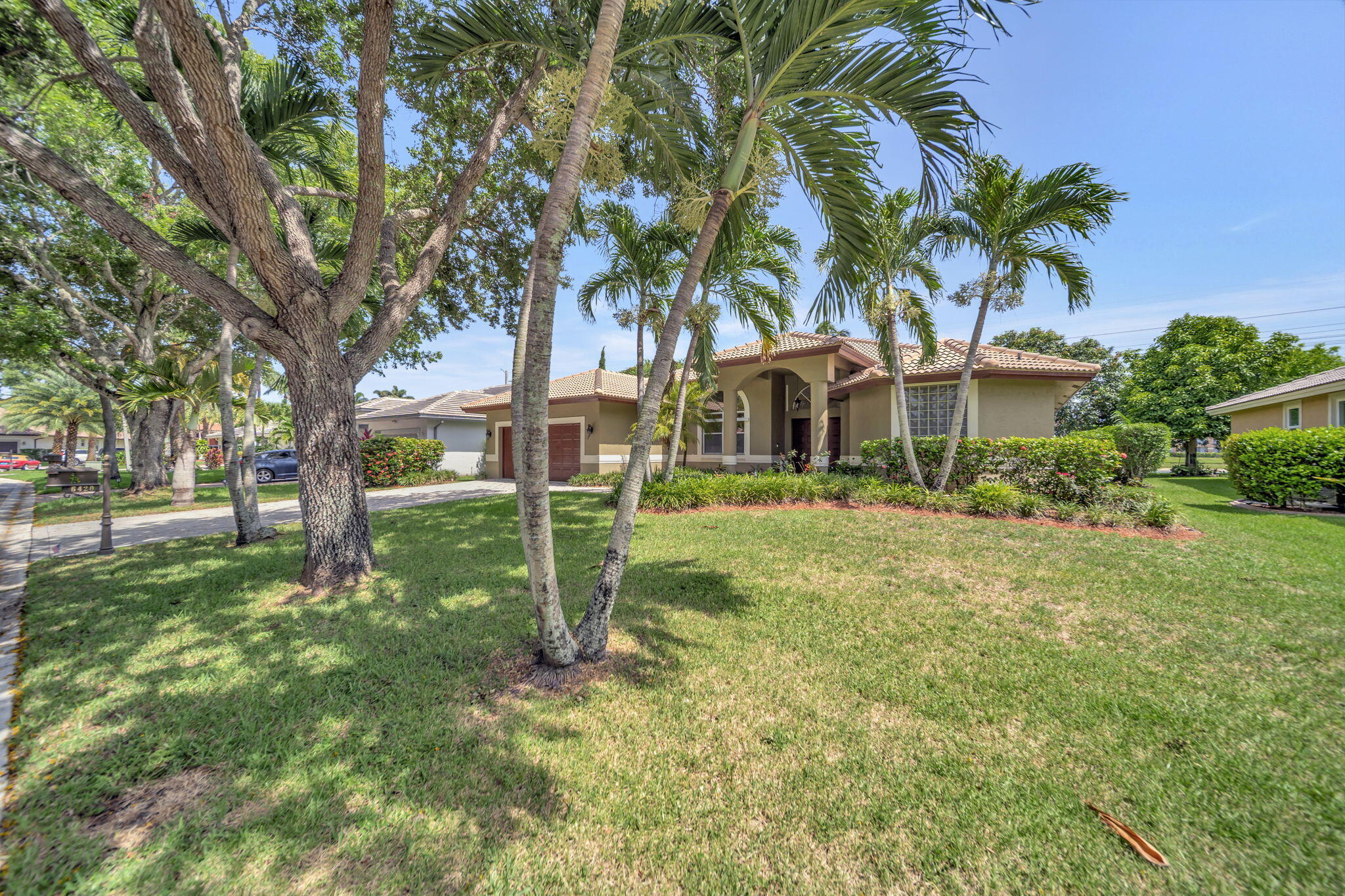 ESTATES AT TURTLE RUN - Residential