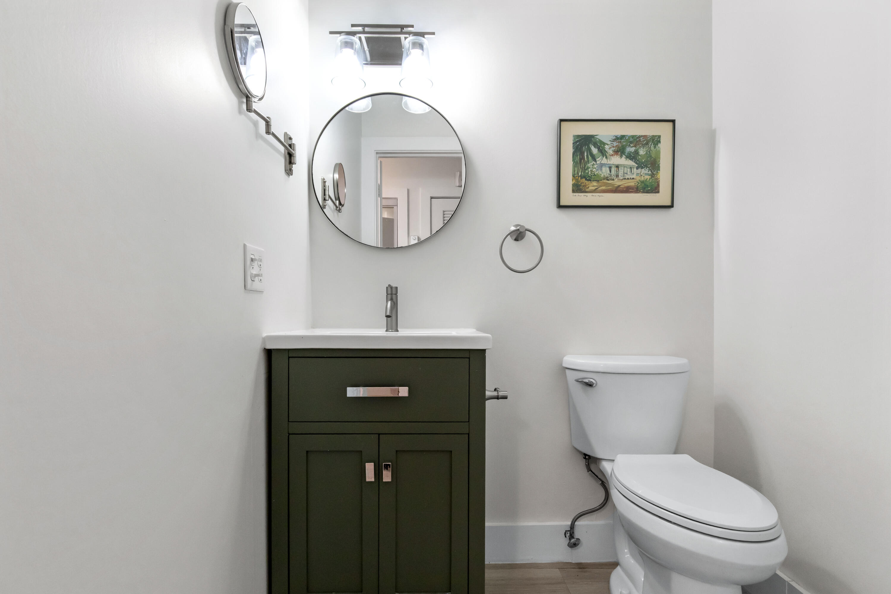 IMPERIAL POINT COLONNADES CONDO - Residential