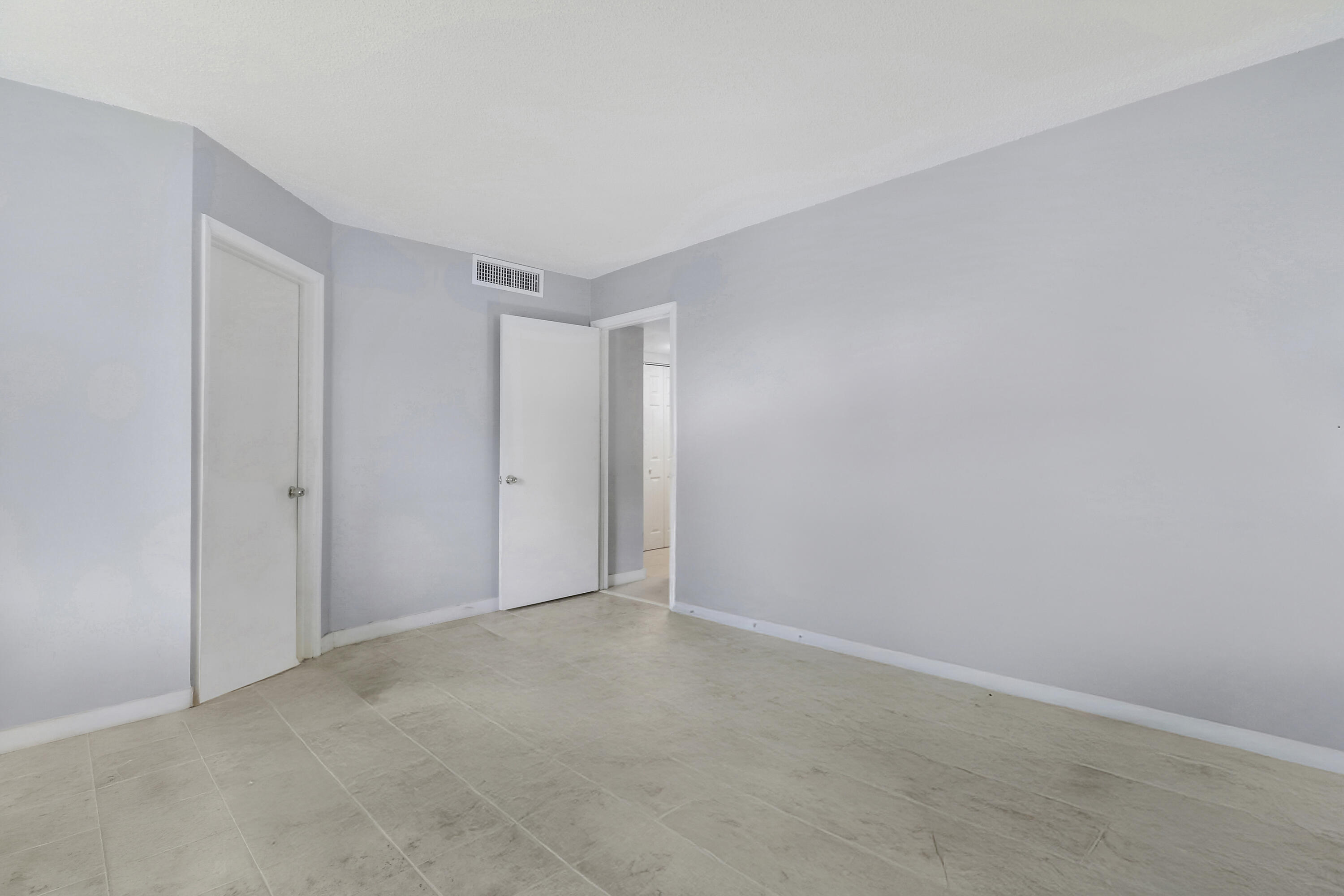 PINES OF JUPITER/TEQUESTA CONDO - Residential