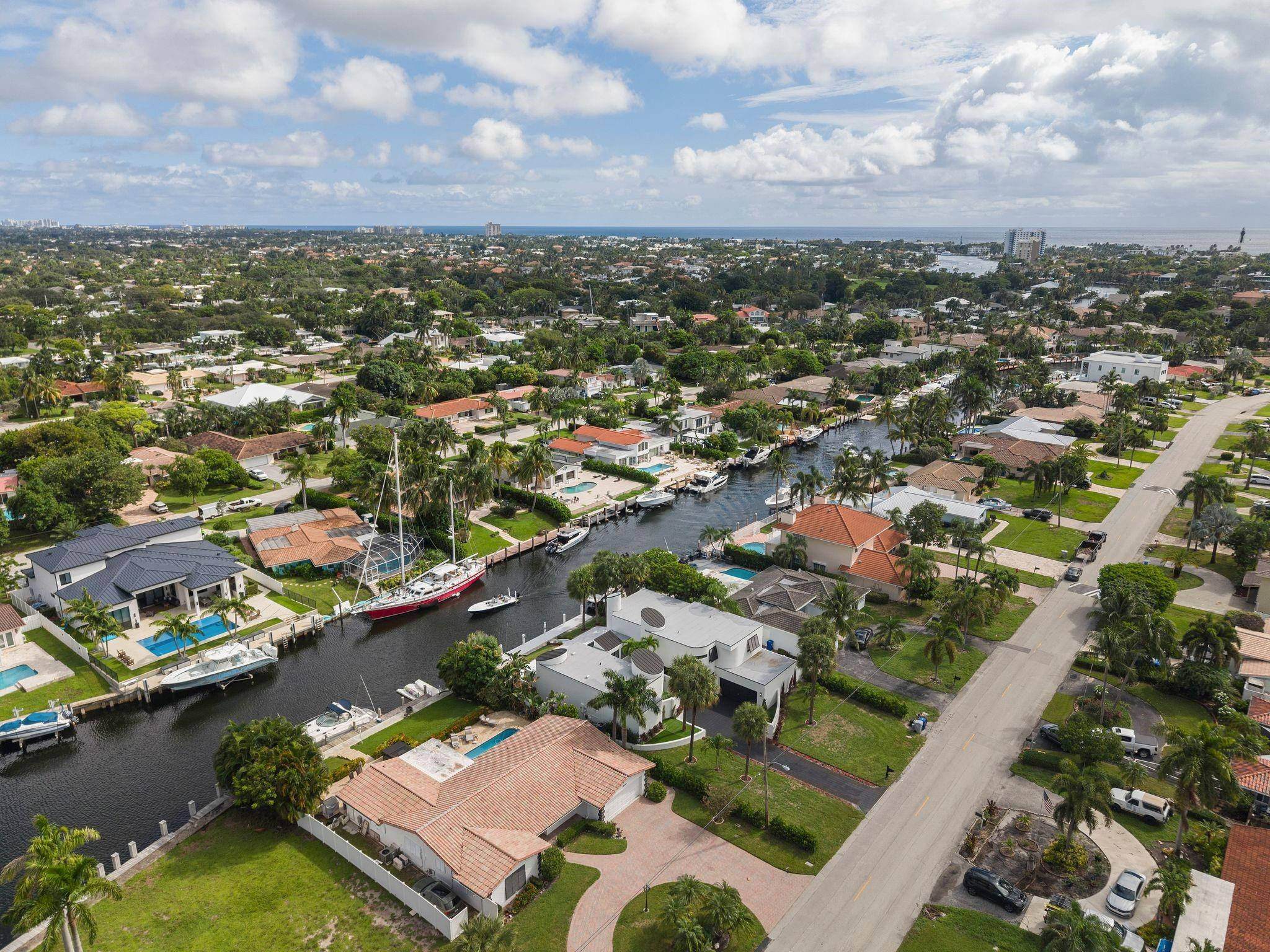 HILLSBORO HARBOR UNIT - Residential