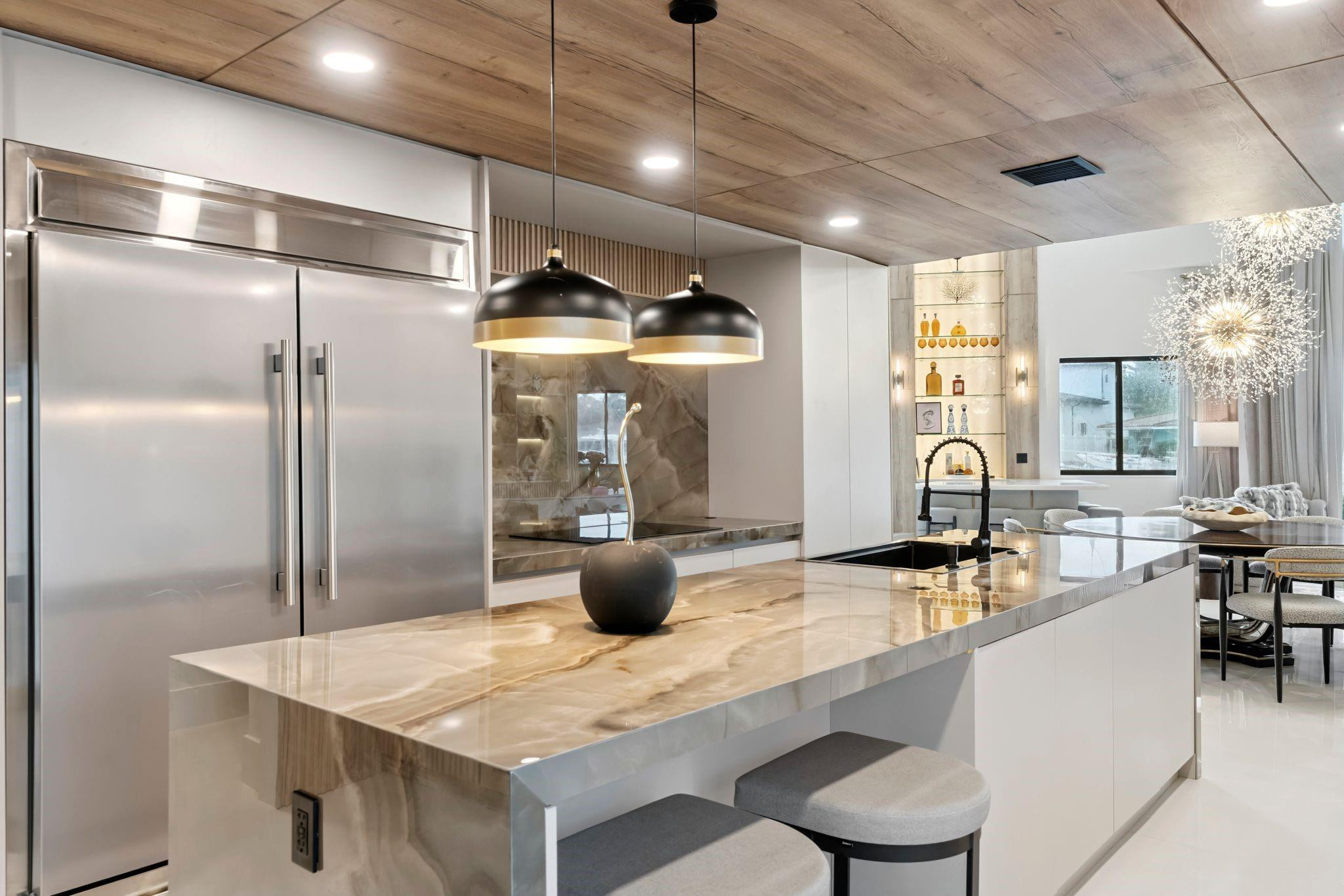HILLSBORO HARBOR UNIT - Residential