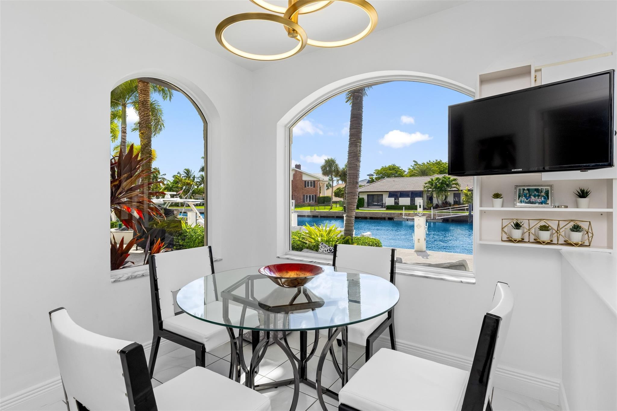 BAY COLONY SECTION OF THE - Residential