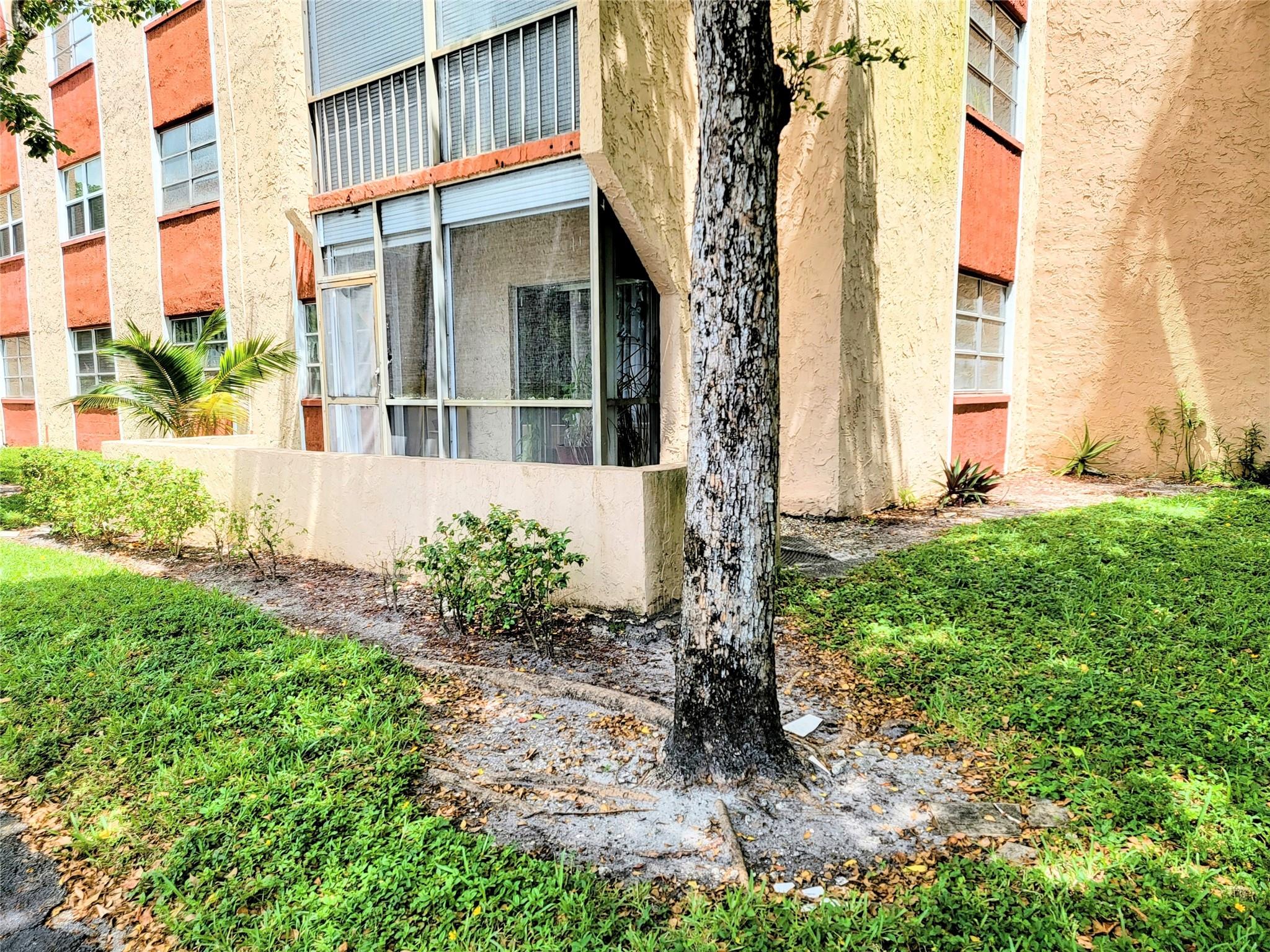 Oakbrook Village - Residential