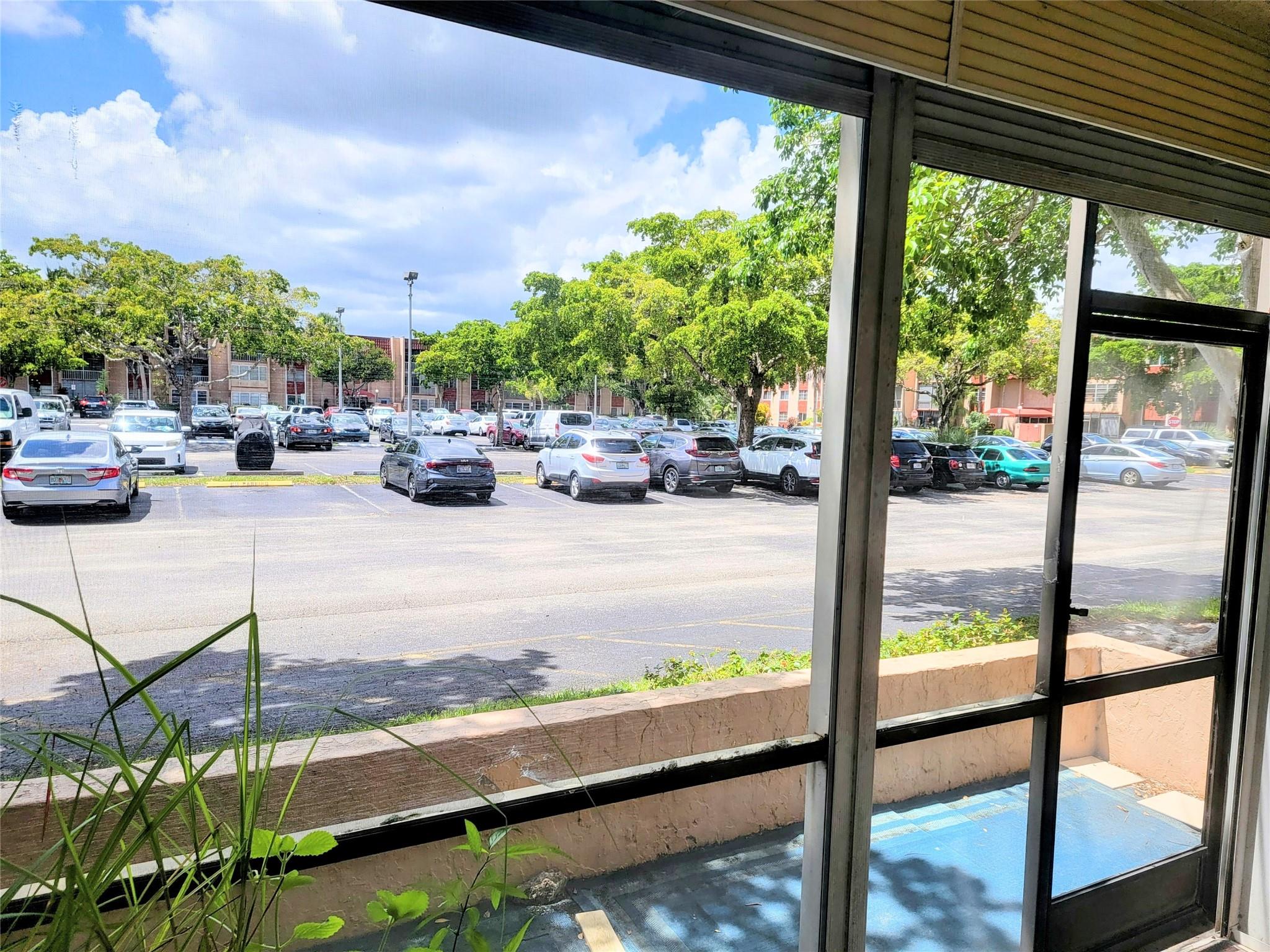 Oakbrook Village - Residential