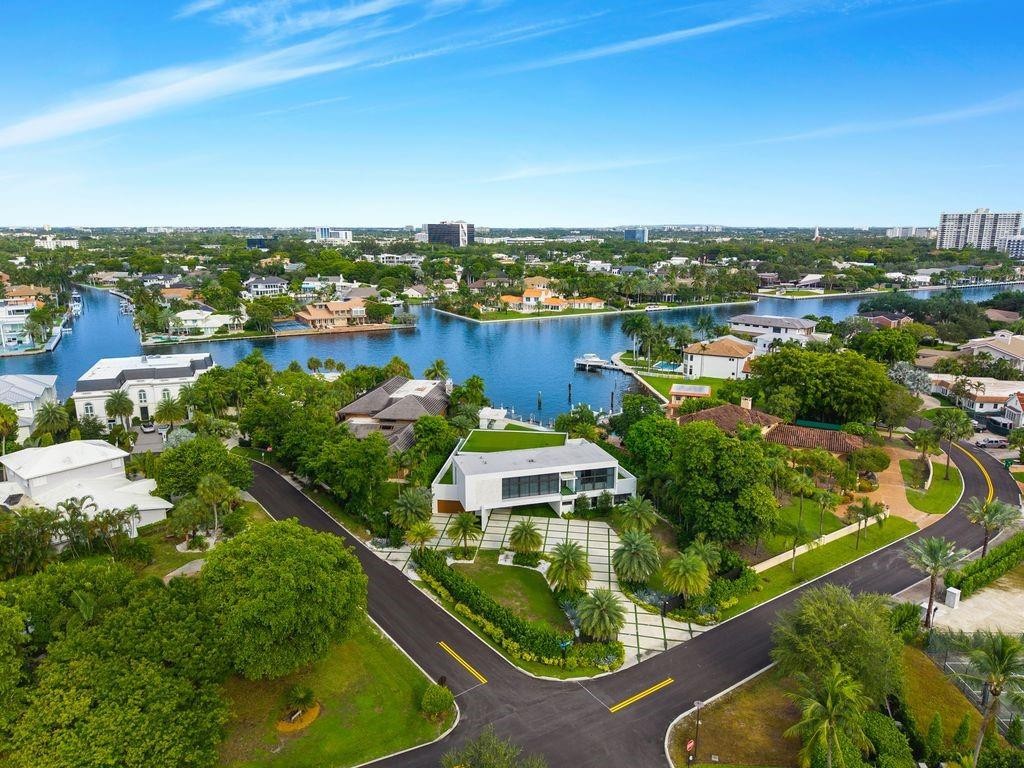 SEA RANCH LAKES - Residential