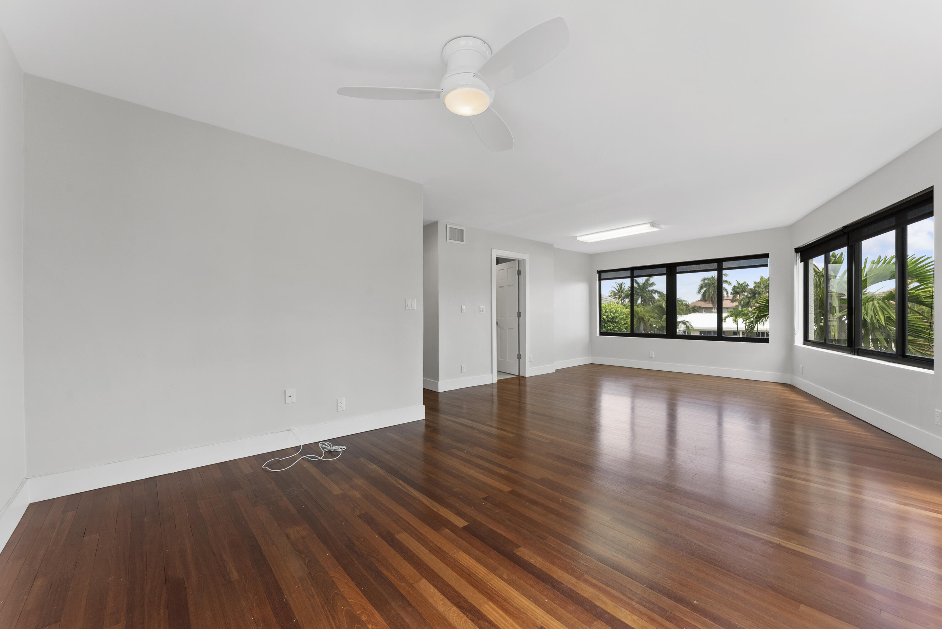 BEL LIDO - Residential Lease