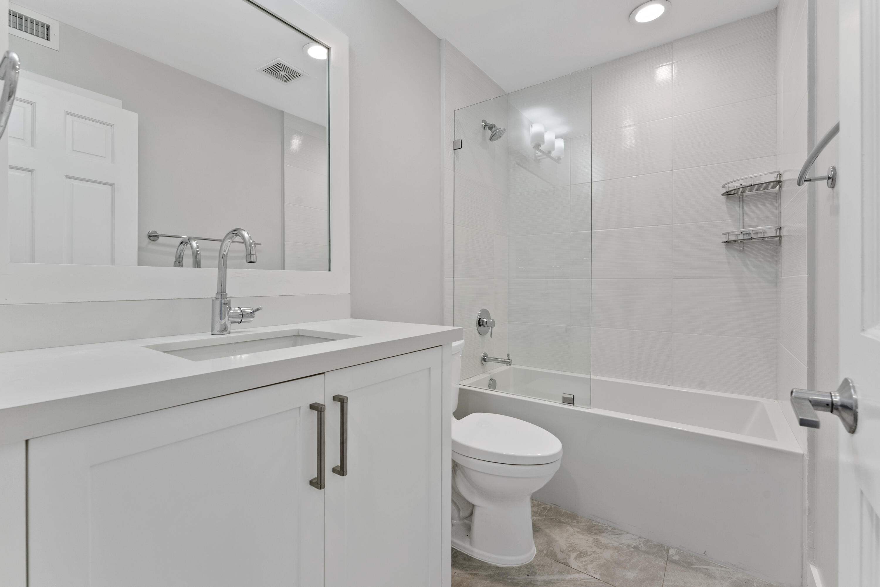 BEL LIDO - Residential Lease