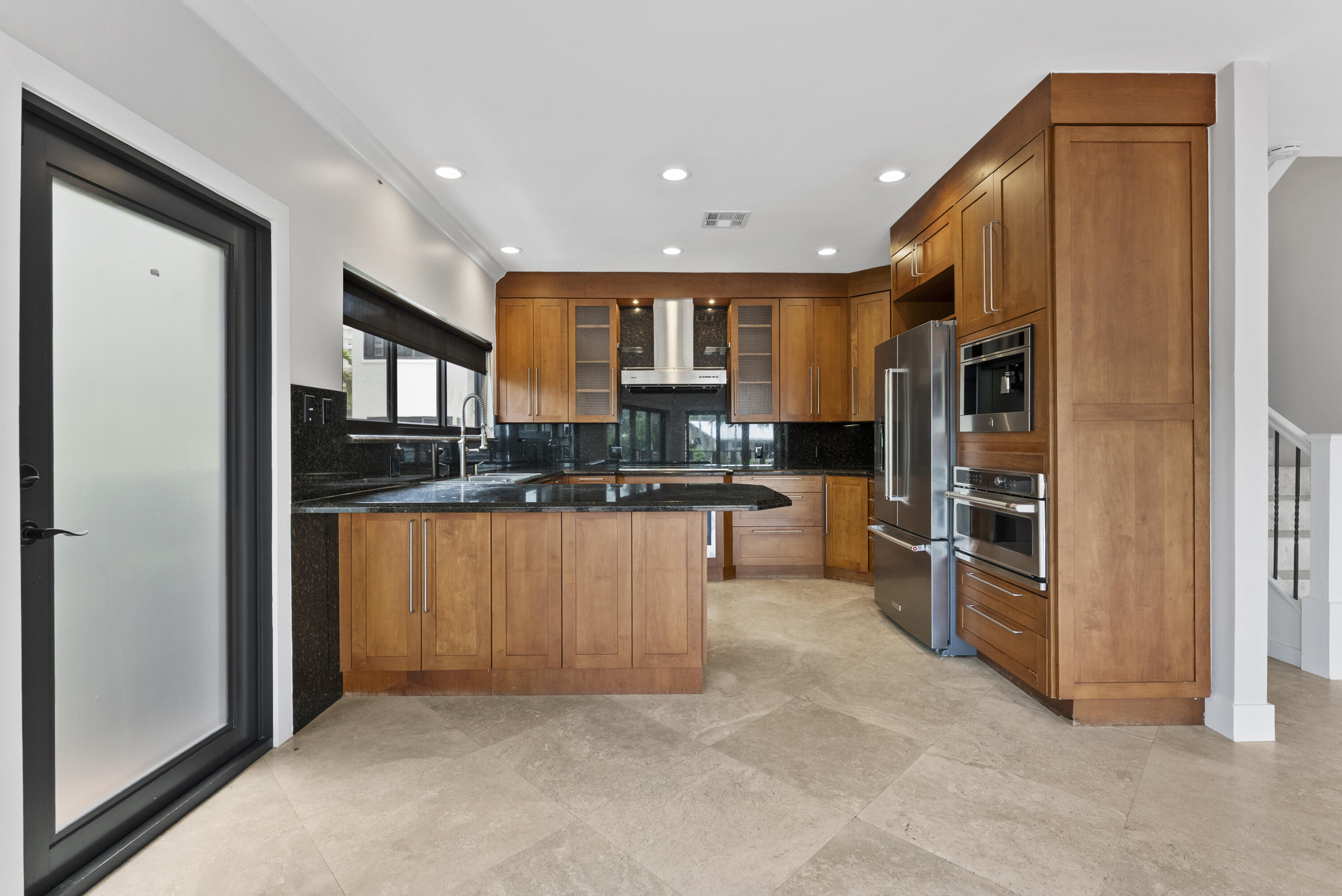 BEL LIDO - Residential Lease