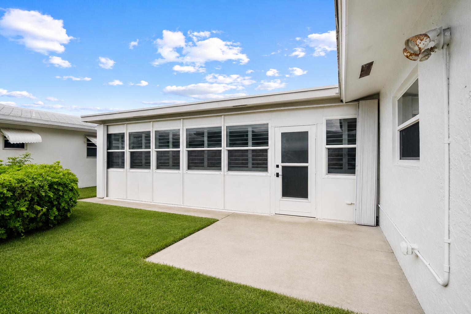 PALM BEACH LEISUREVILLE SEC 7 - Residential