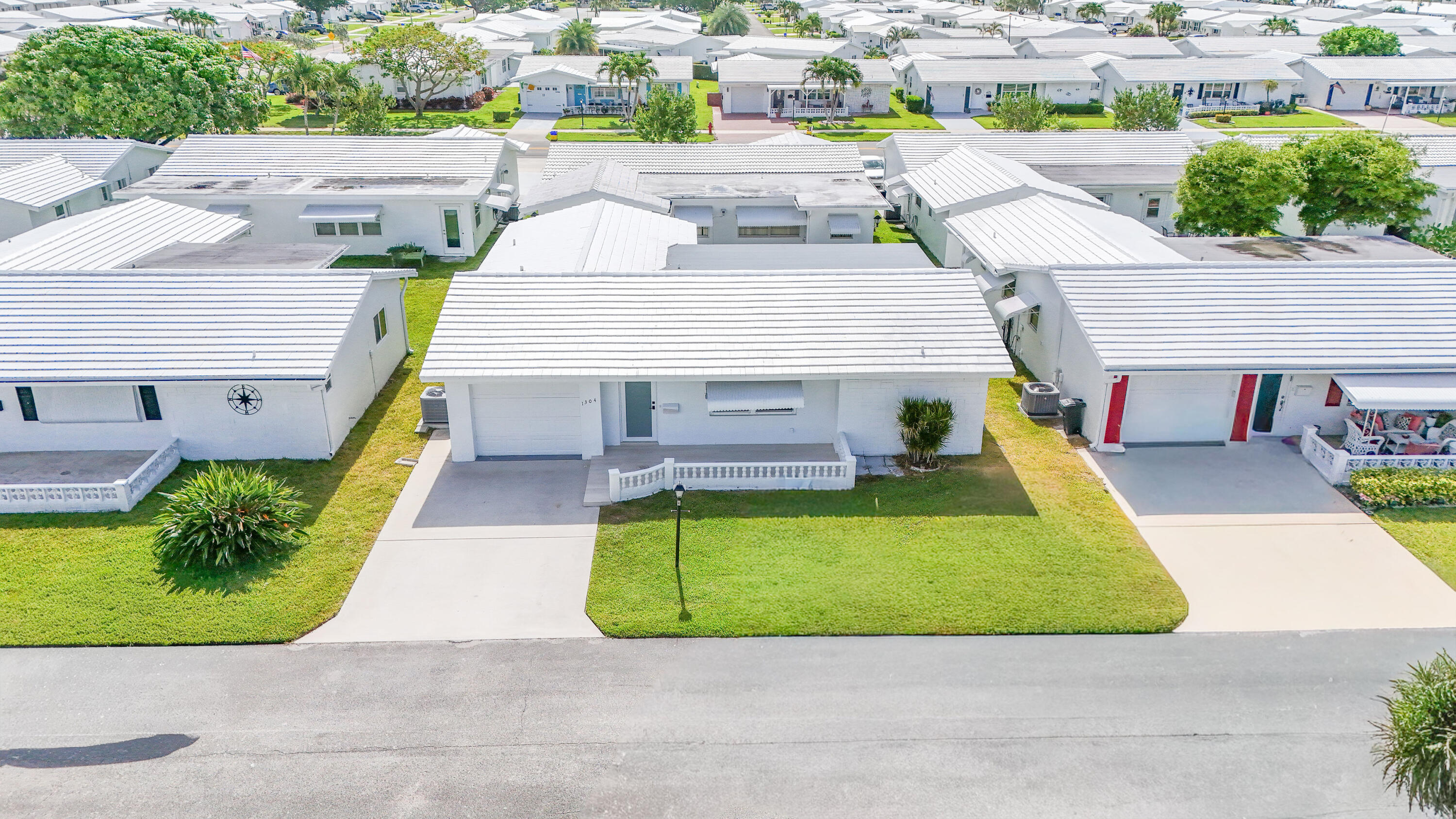 PALM BEACH LEISUREVILLE SEC 7 - Residential