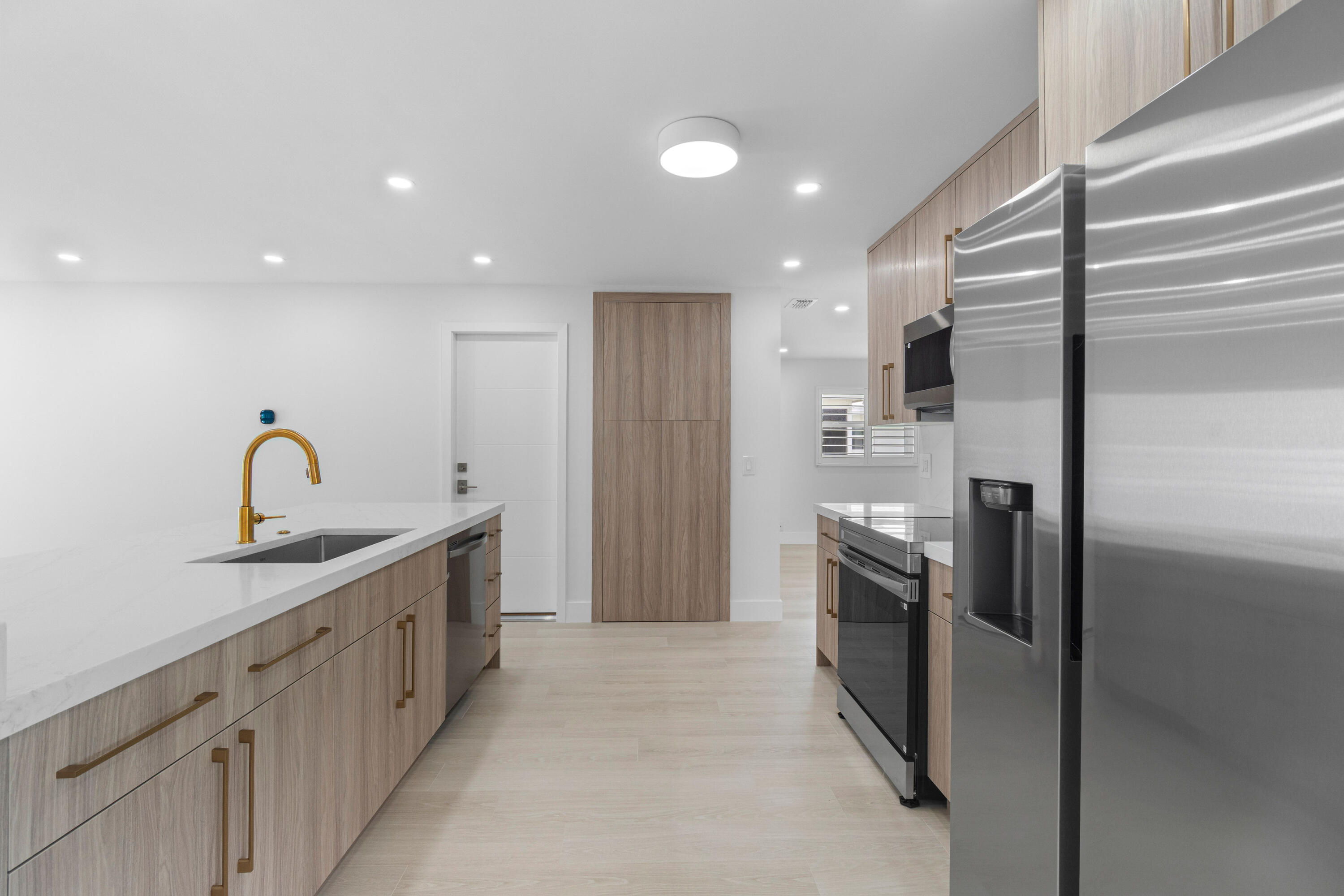 PALM BEACH LEISUREVILLE SEC 7 - Residential
