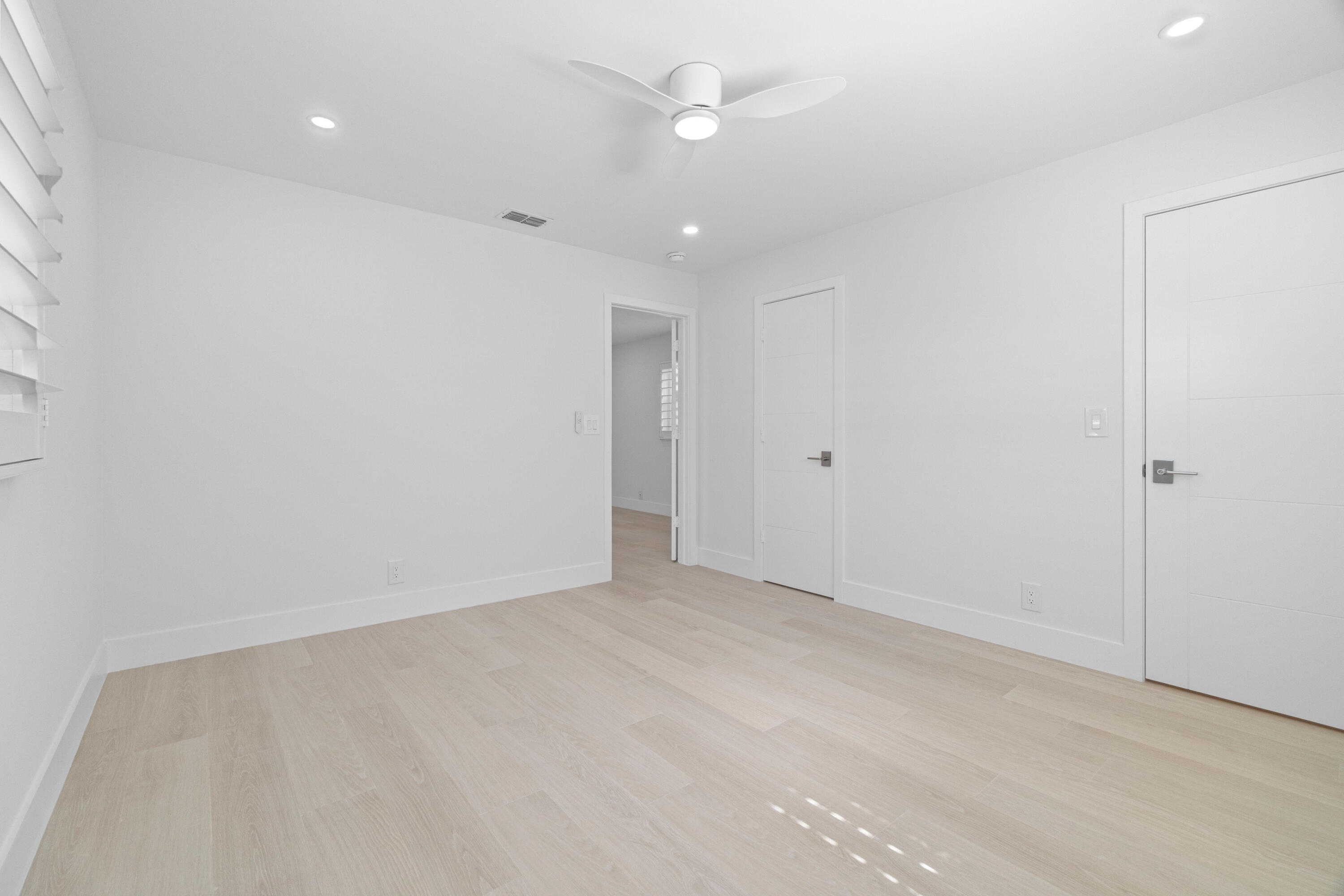 PALM BEACH LEISUREVILLE SEC 7 - Residential