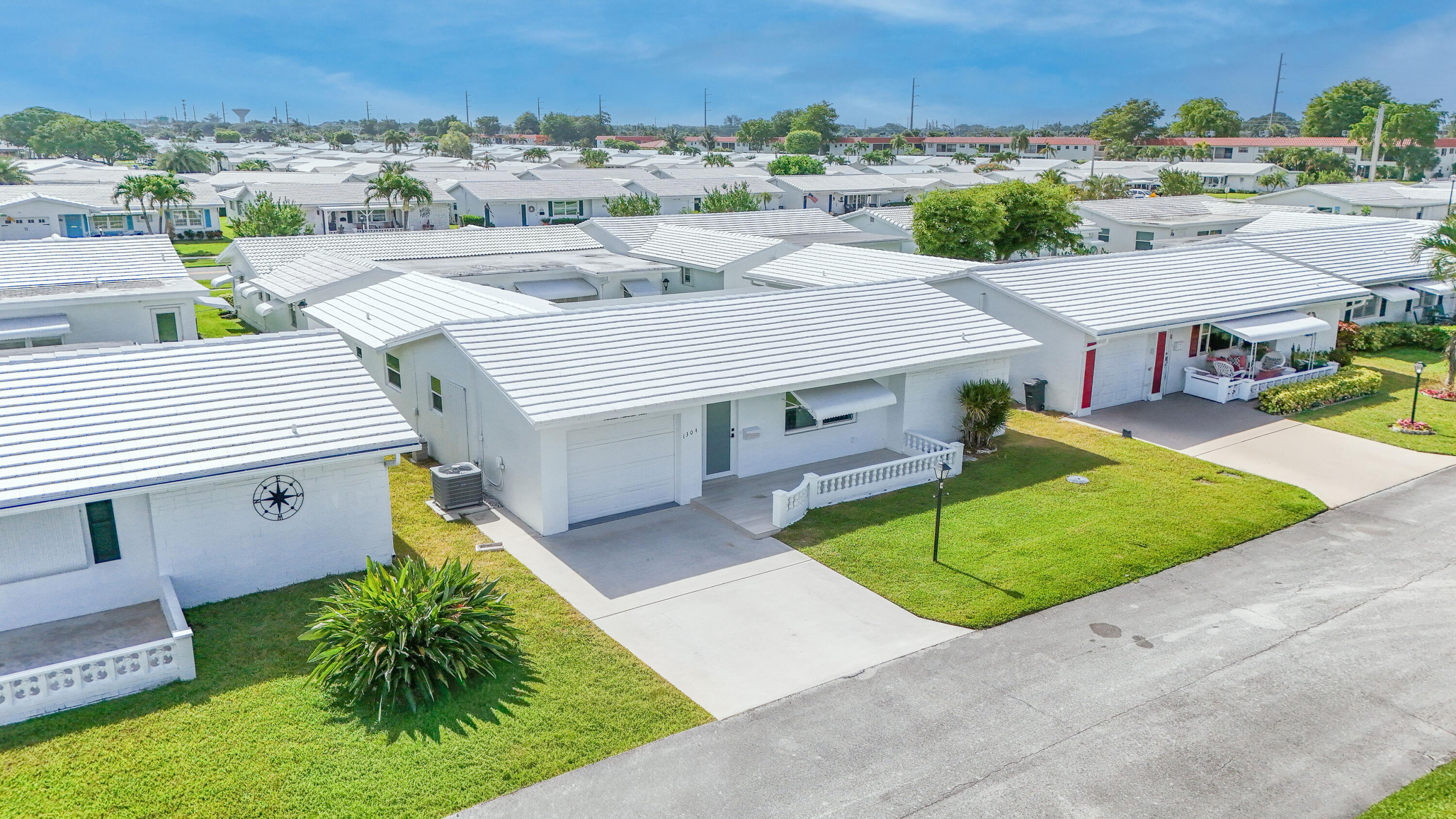 PALM BEACH LEISUREVILLE SEC 7 - Residential