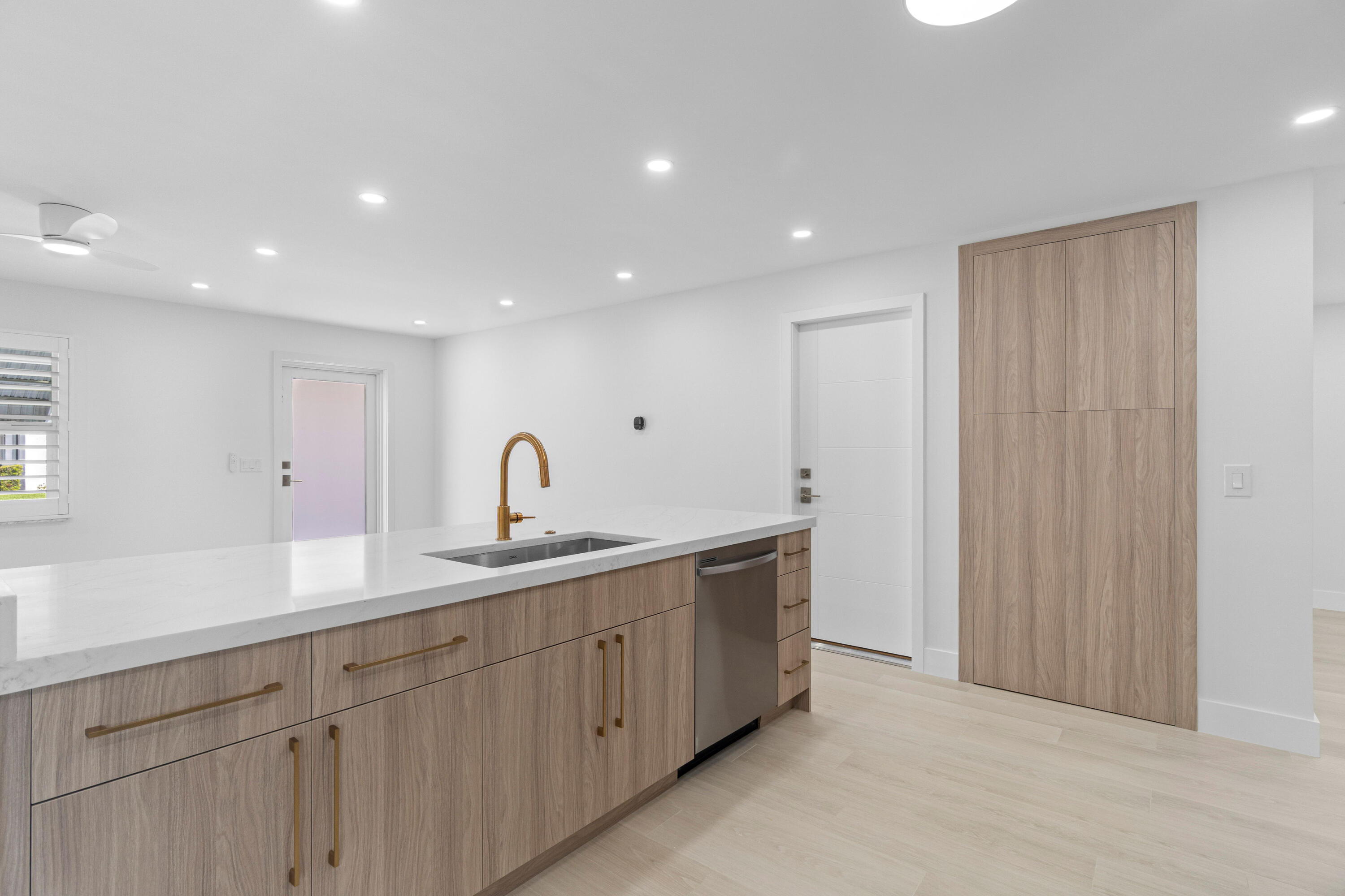 PALM BEACH LEISUREVILLE SEC 7 - Residential