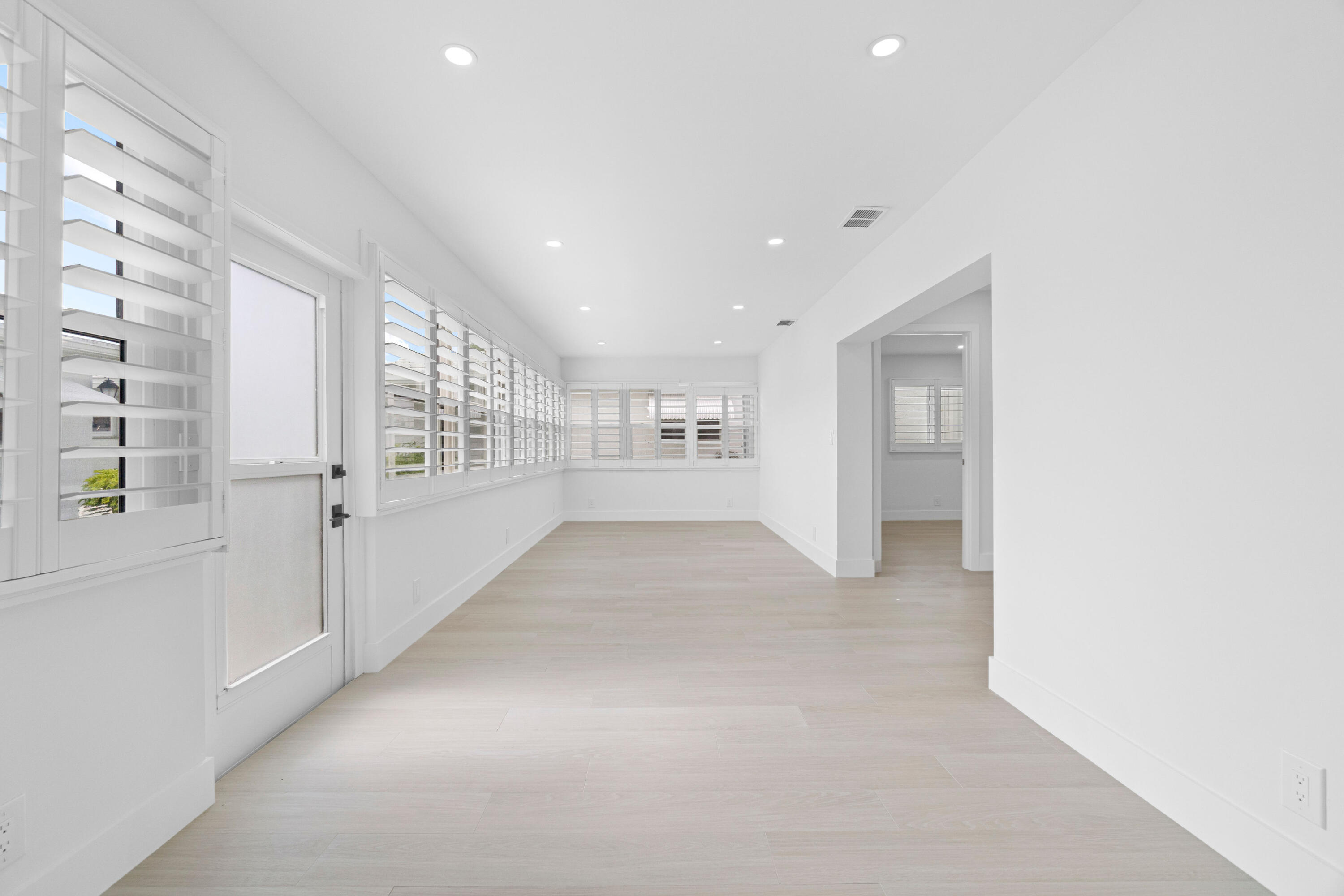 PALM BEACH LEISUREVILLE SEC 7 - Residential