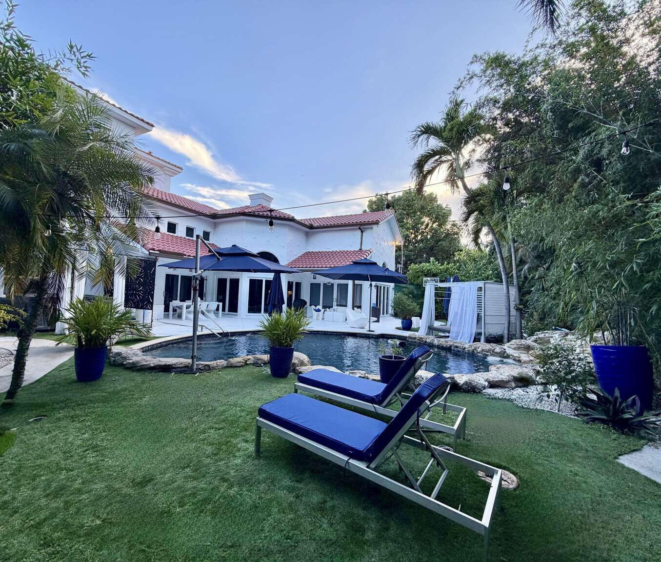 El CID West Palm Beach - Residential