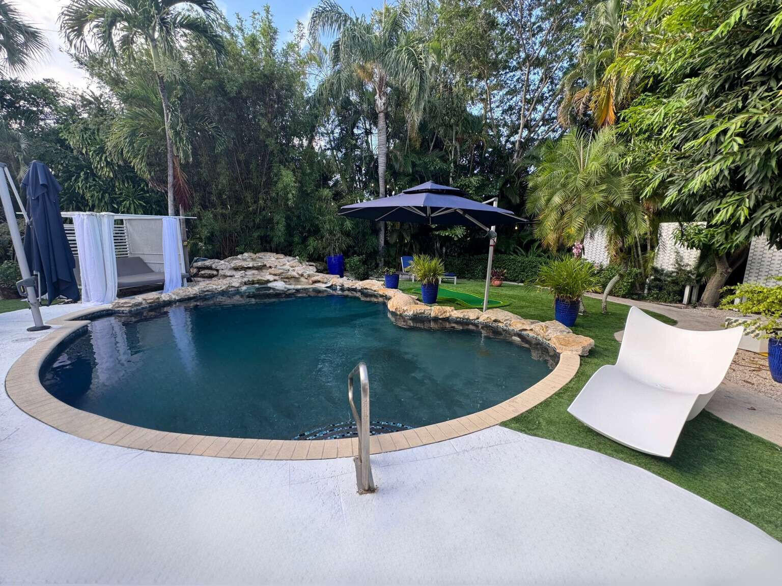 El CID West Palm Beach - Residential