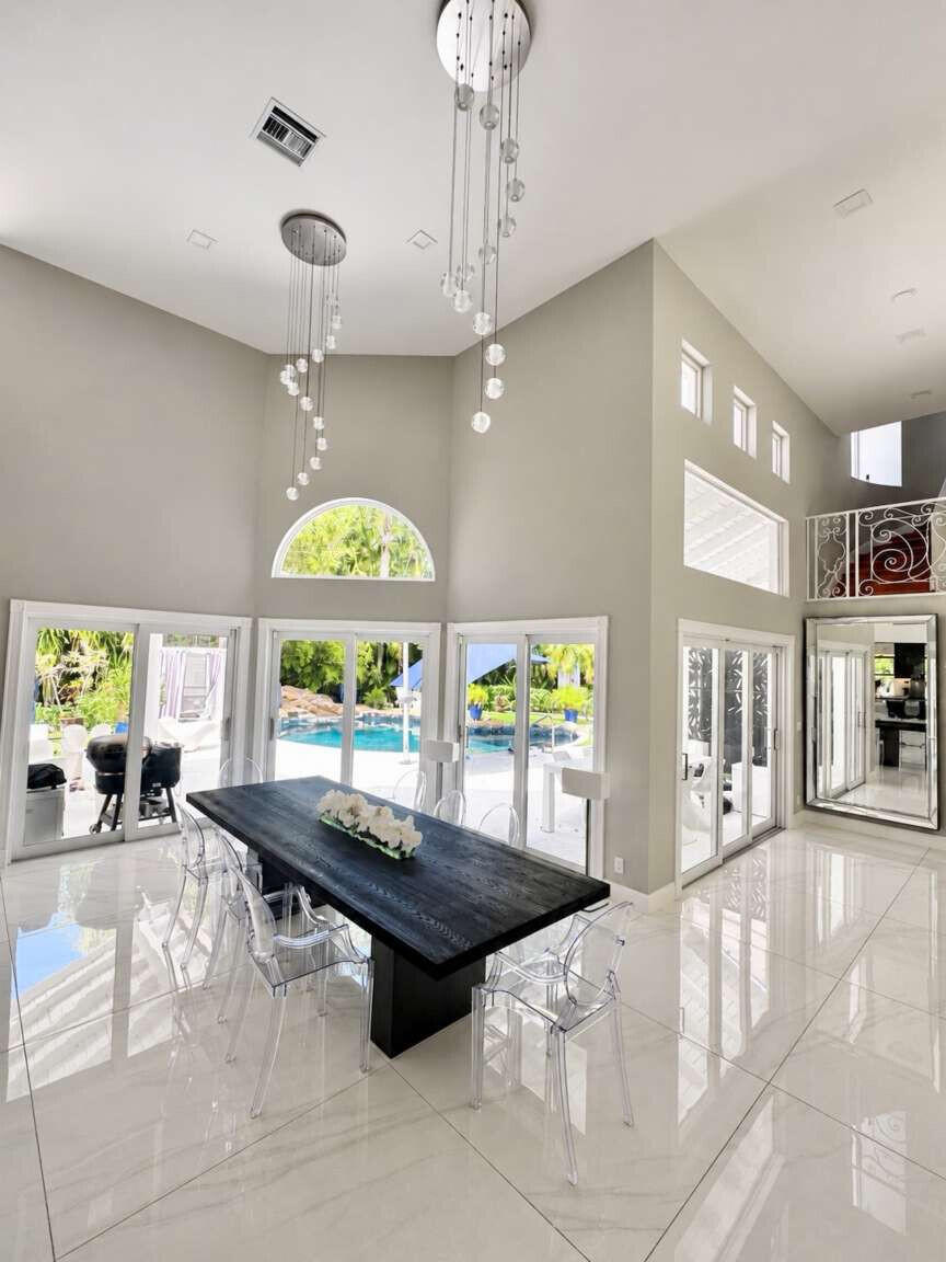El CID West Palm Beach - Residential