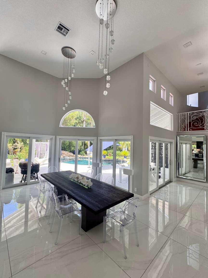 El CID West Palm Beach - Residential