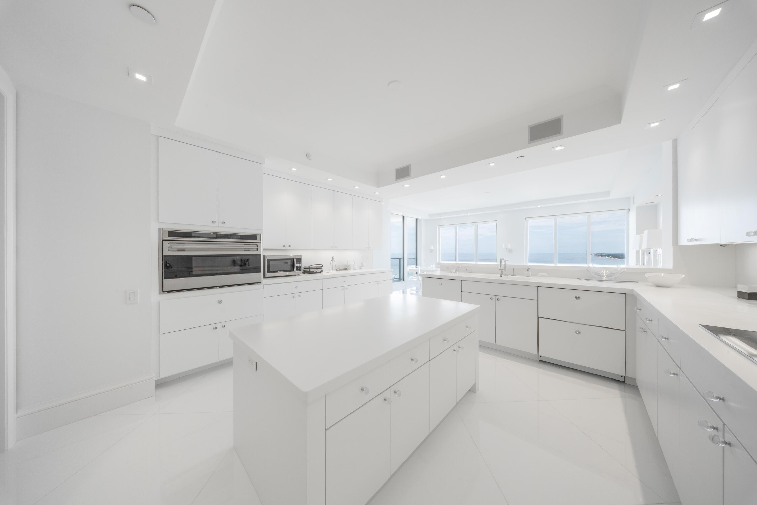 2700 NORTH OCEAN CONDO - Residential