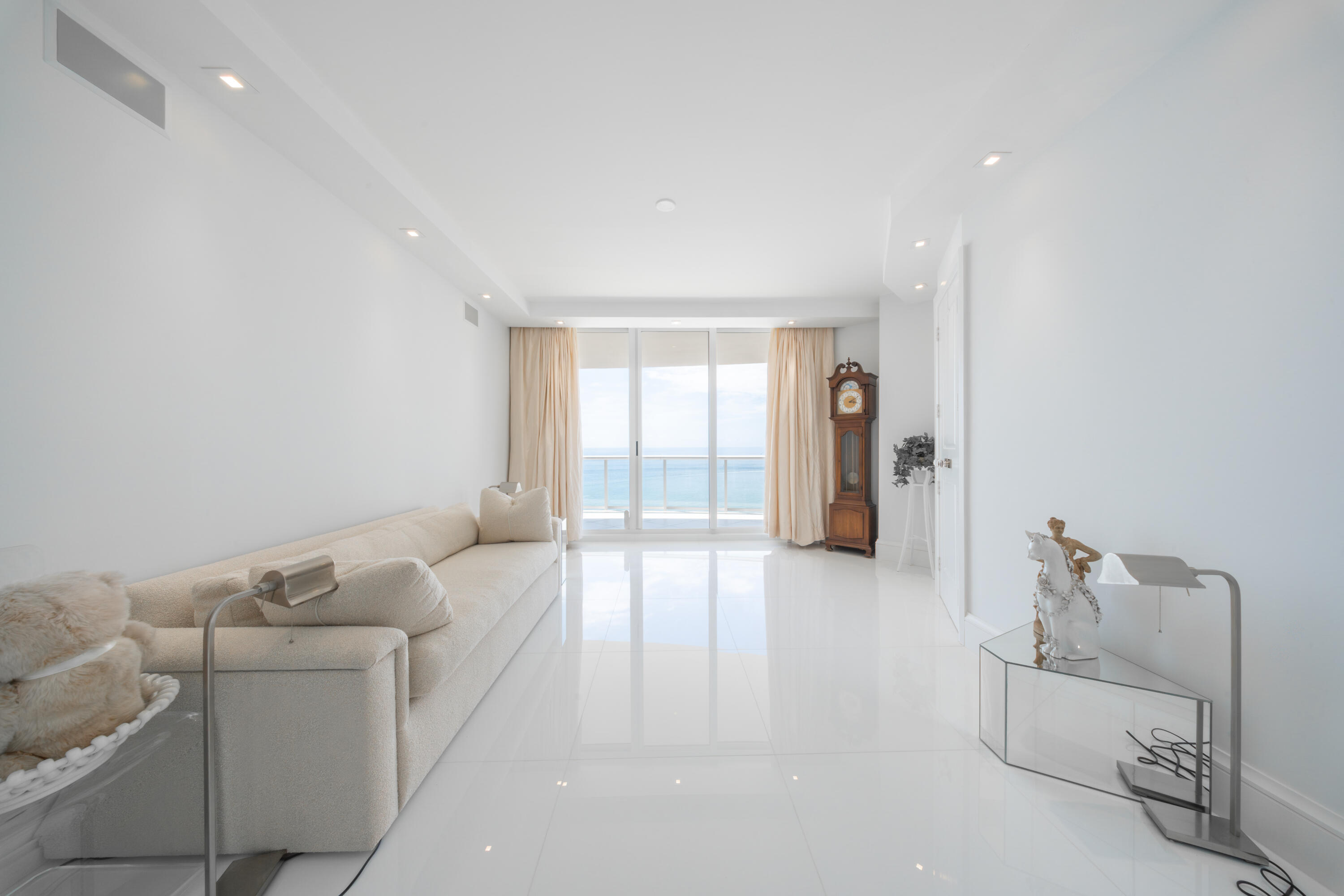 2700 NORTH OCEAN CONDO - Residential