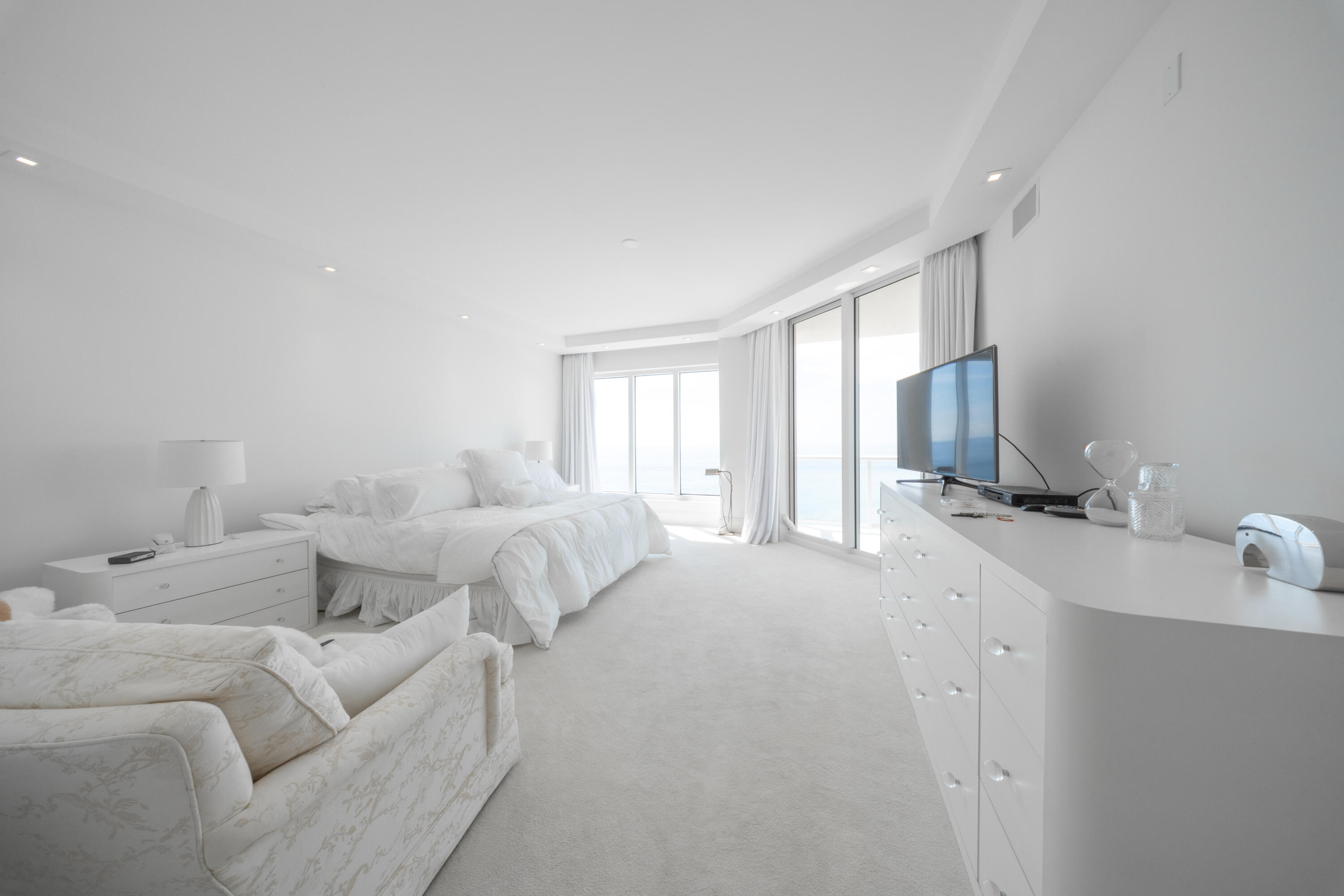 2700 NORTH OCEAN CONDO - Residential