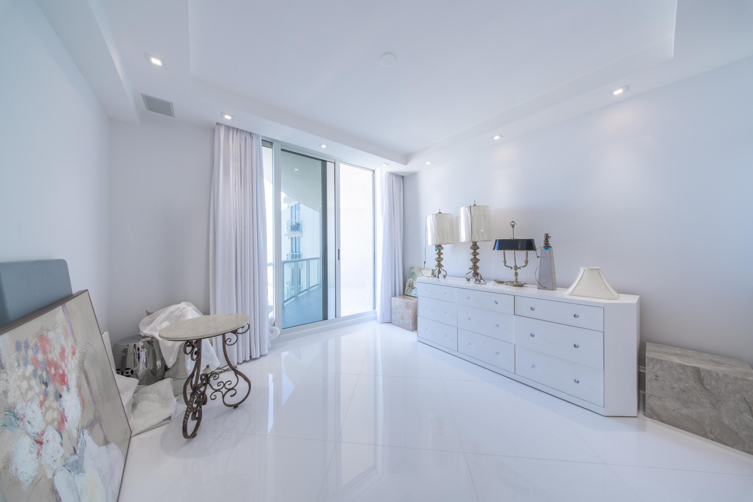 2700 NORTH OCEAN CONDO - Residential