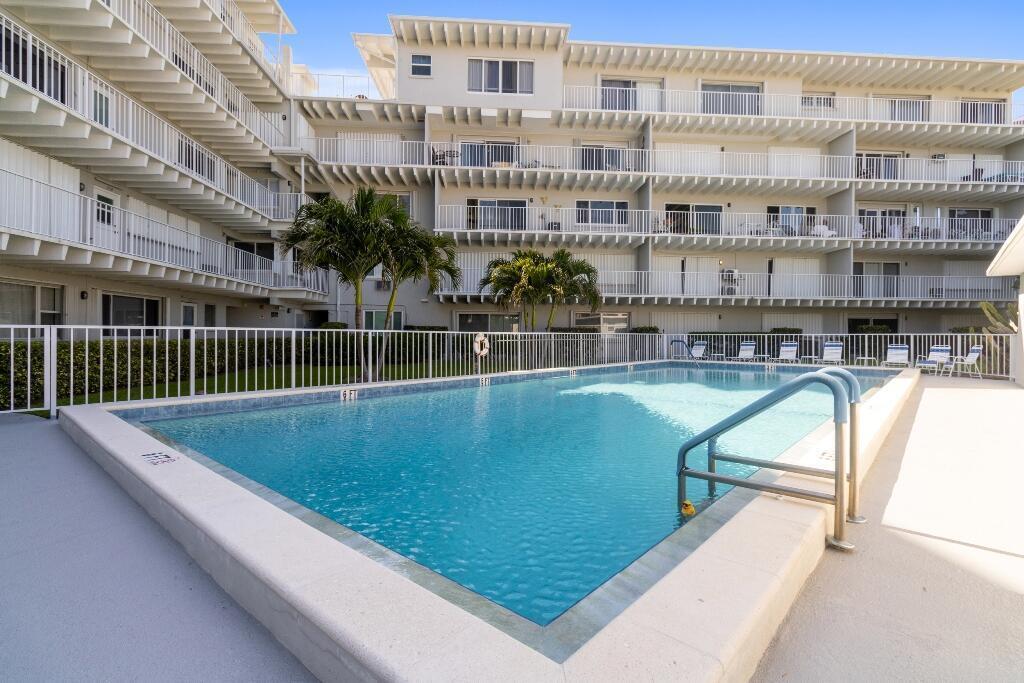 SOUTH PALM RESIDENCE INC - Residential Lease