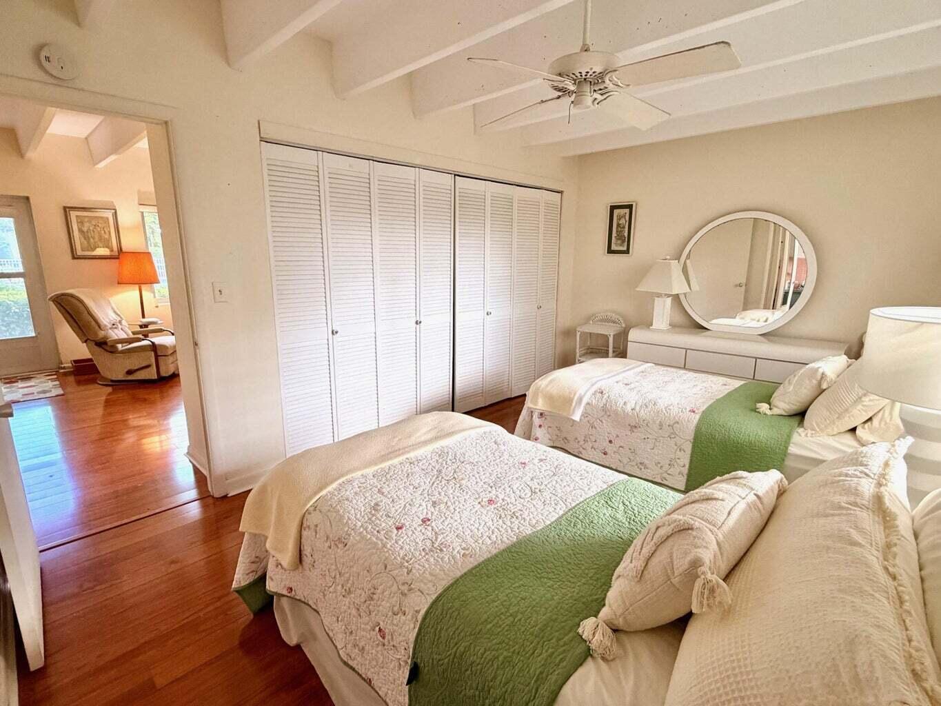 SOUTH PALM RESIDENCE INC - Residential Lease