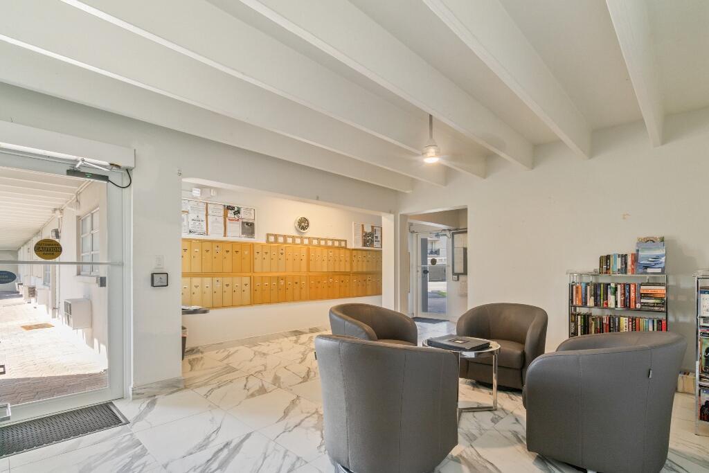 SOUTH PALM RESIDENCE INC - Residential Lease