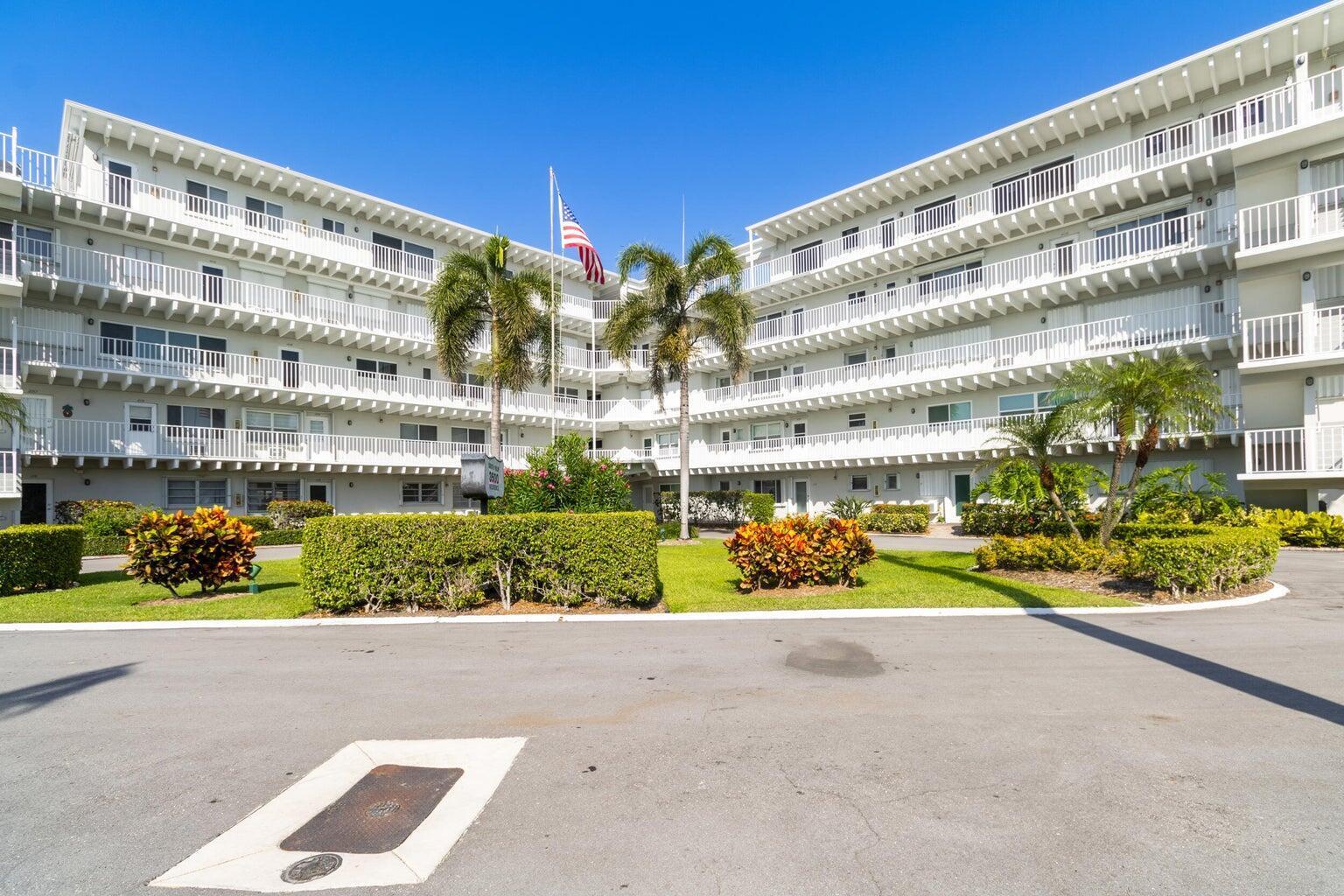 SOUTH PALM RESIDENCE INC - Residential Lease