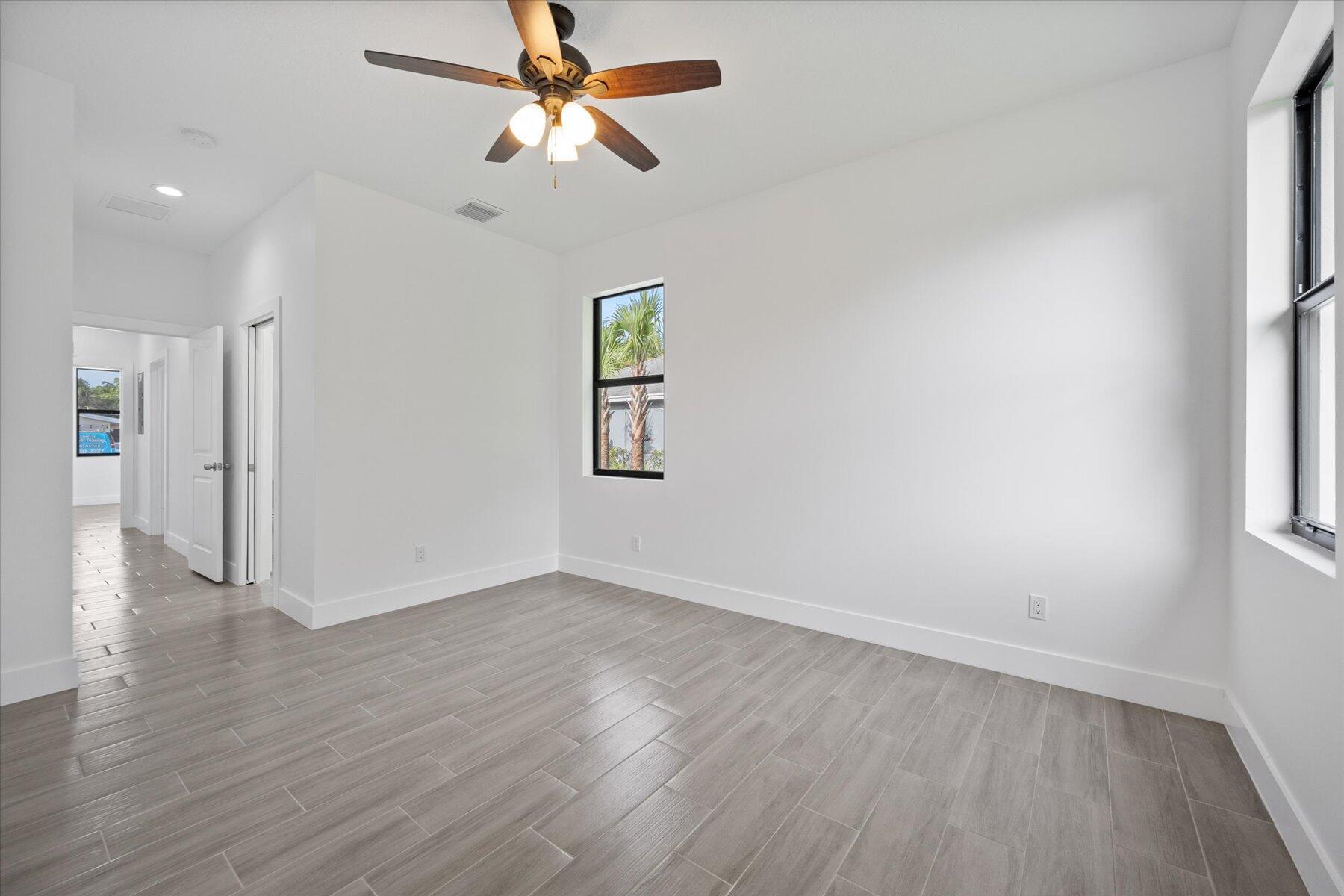 INLET GROVE - Residential