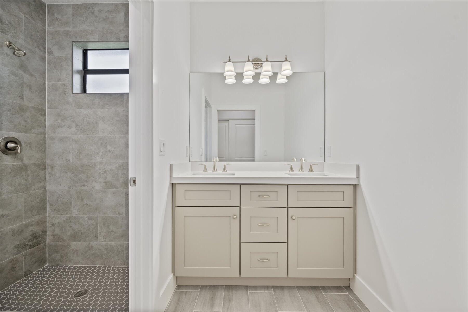 INLET GROVE - Residential