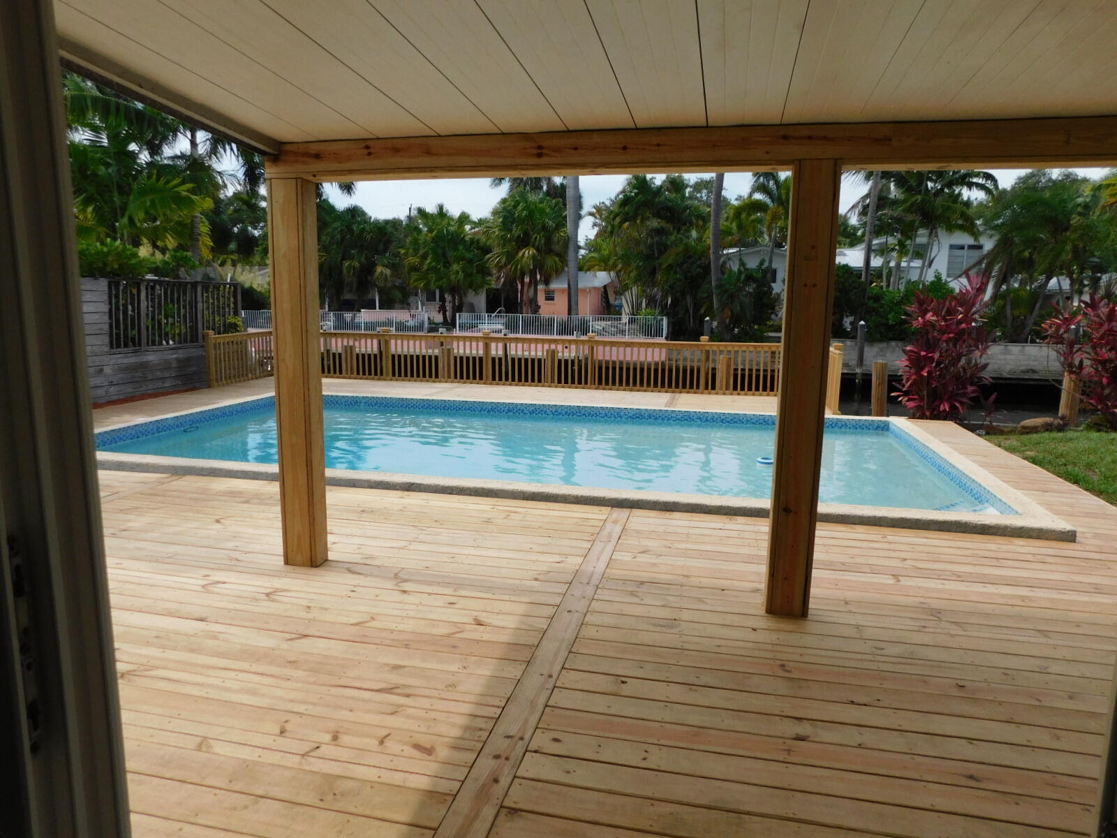 GILL ISLES - Residential