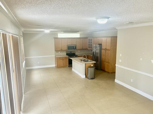 RIVIERA ISLES III - Residential
