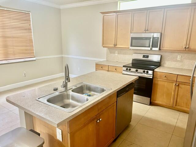 RIVIERA ISLES III - Residential