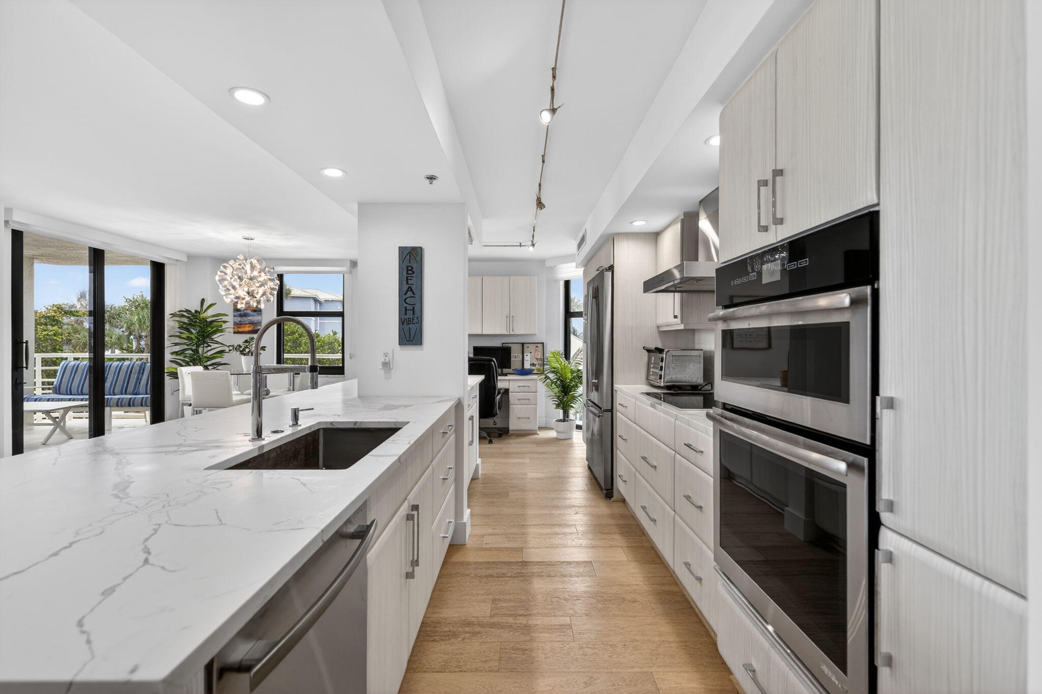 CORINTHIANS CONDO - Residential