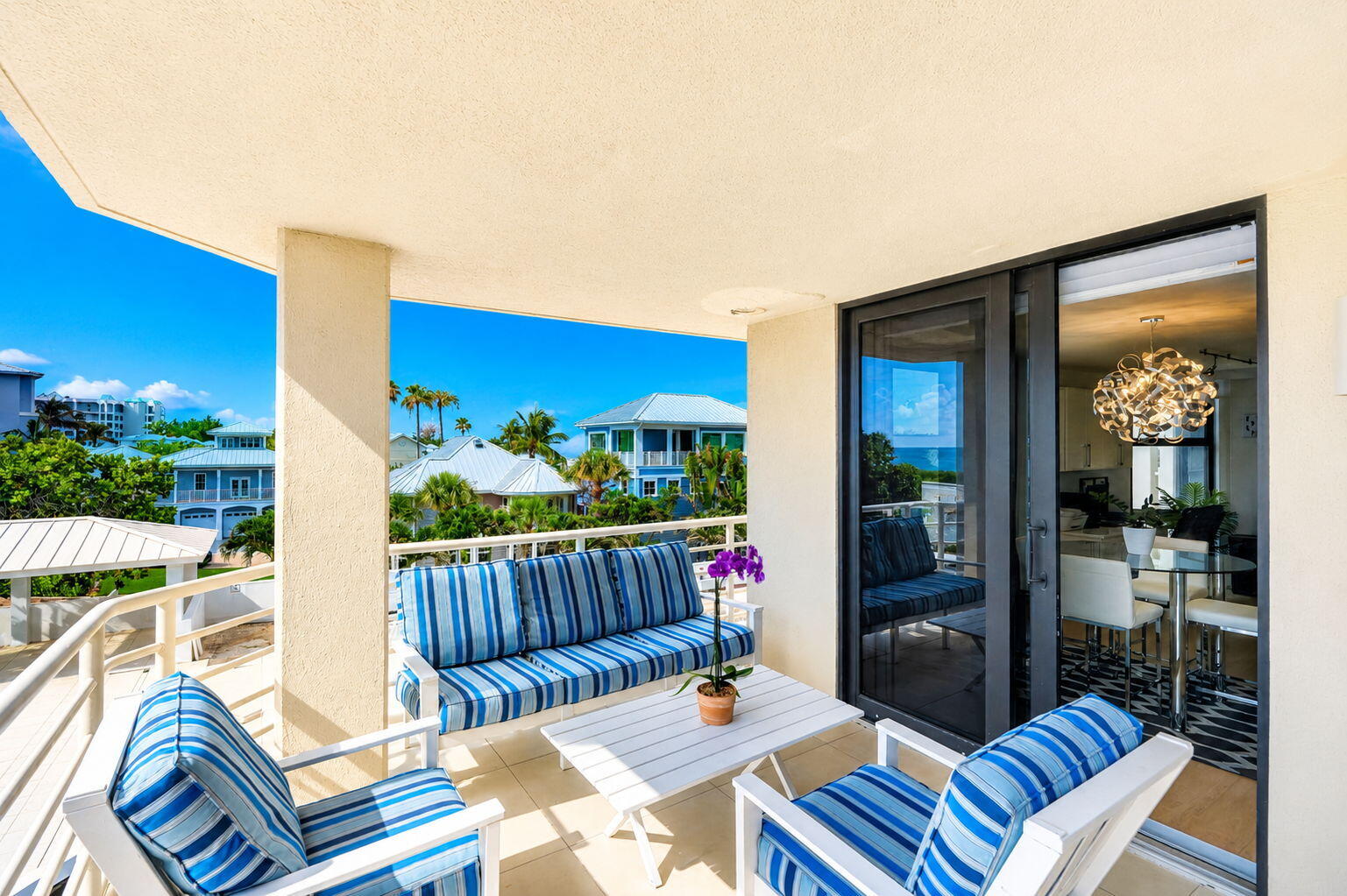 CORINTHIANS CONDO - Residential