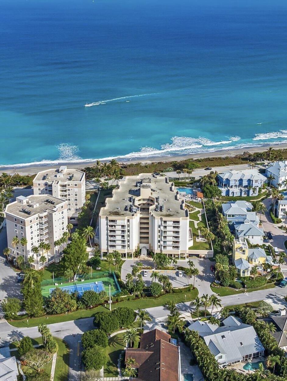 CORINTHIANS CONDO - Residential