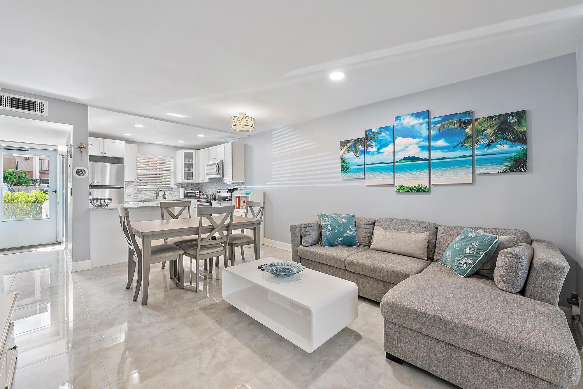 LAKESIDE VILLAGE CONDO 10 - Residential