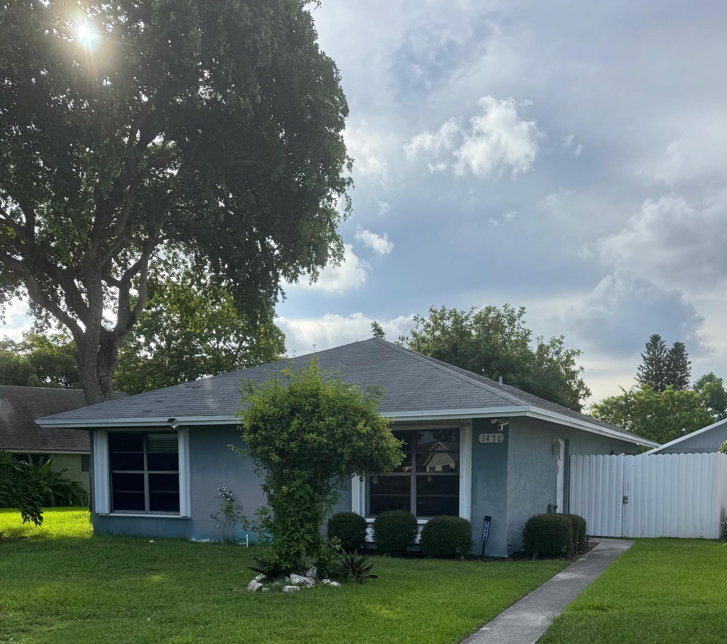 SUMMIT PINES UNIT 2 - Residential