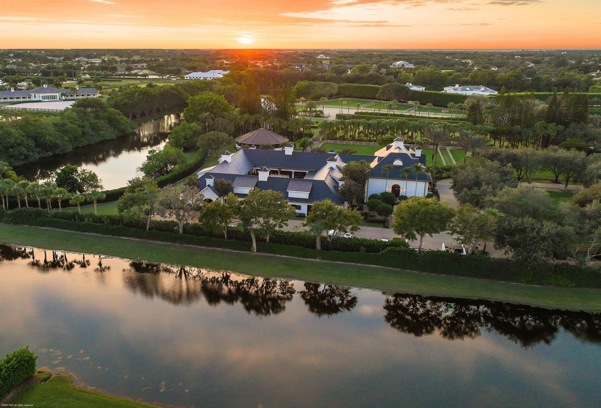 GRAND PRIX FARMS - Residential