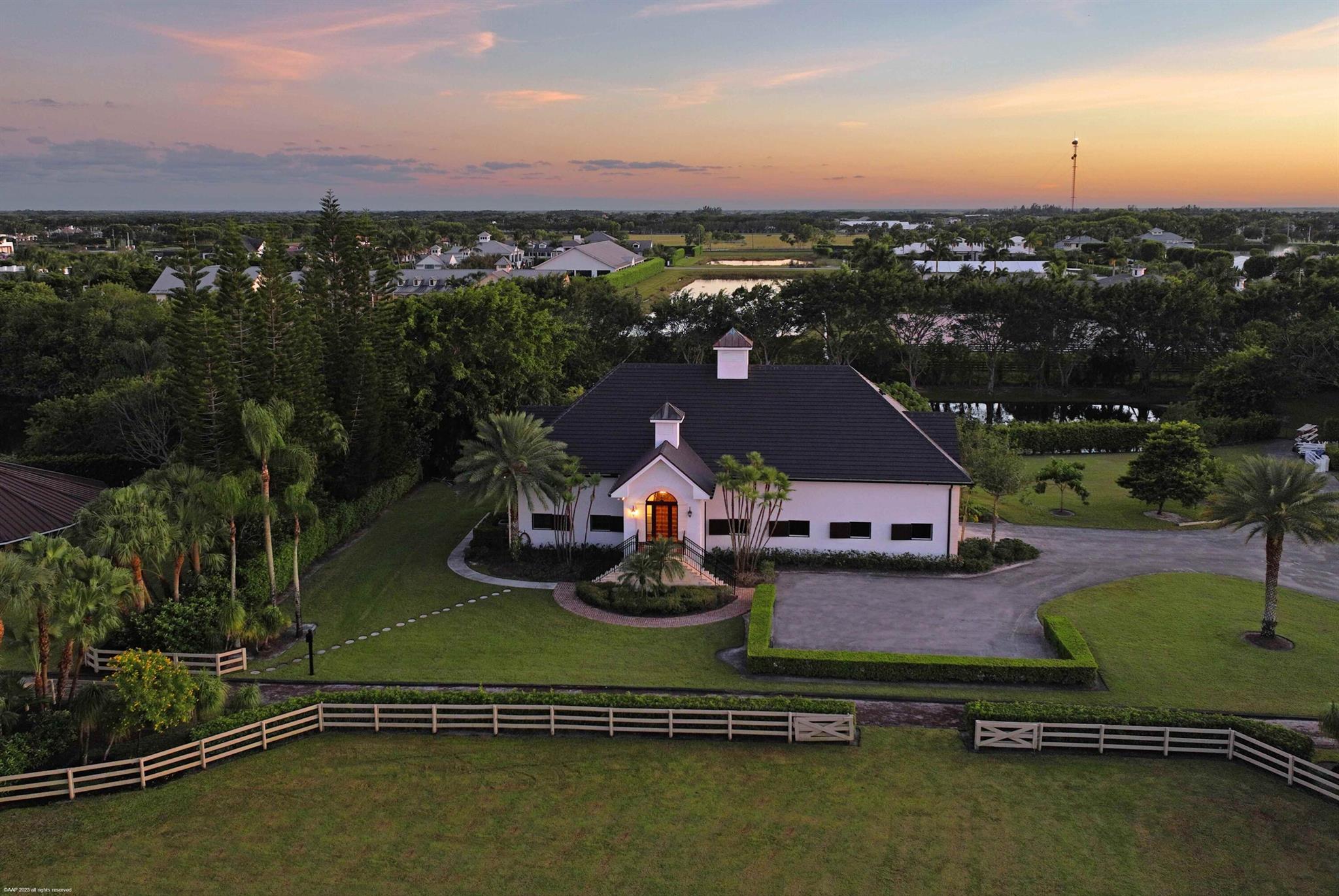 GRAND PRIX FARMS - Residential