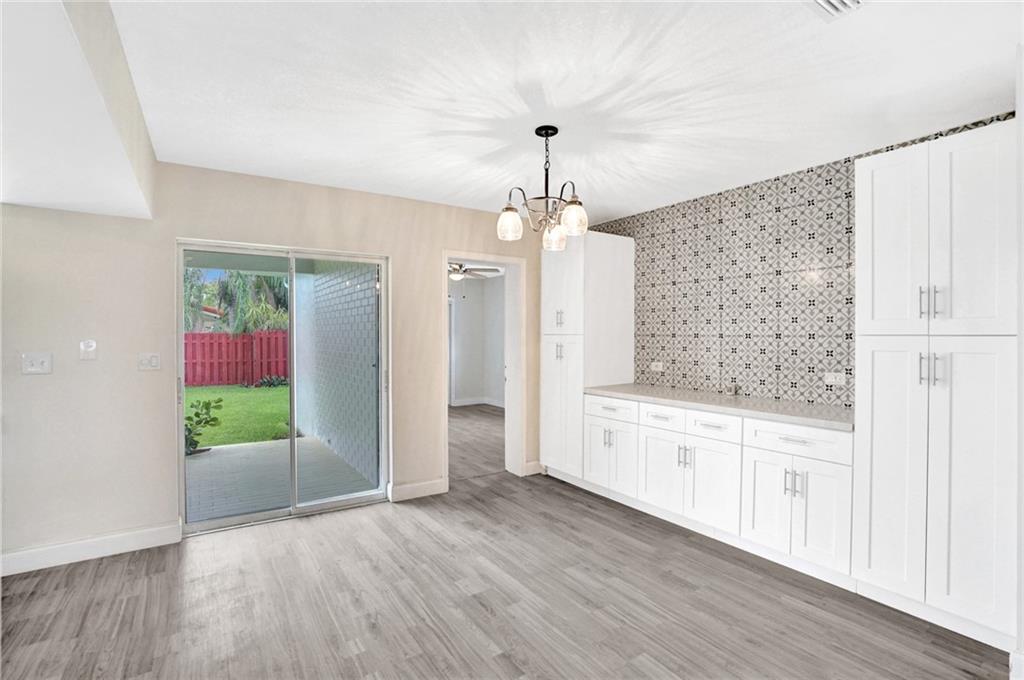 Emerald Hills 68-26 B - Residential