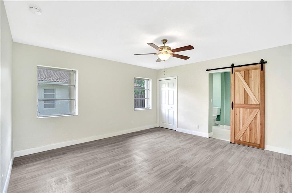 Emerald Hills 68-26 B - Residential